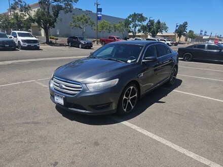2016 Ford Taurus SEL Sedan