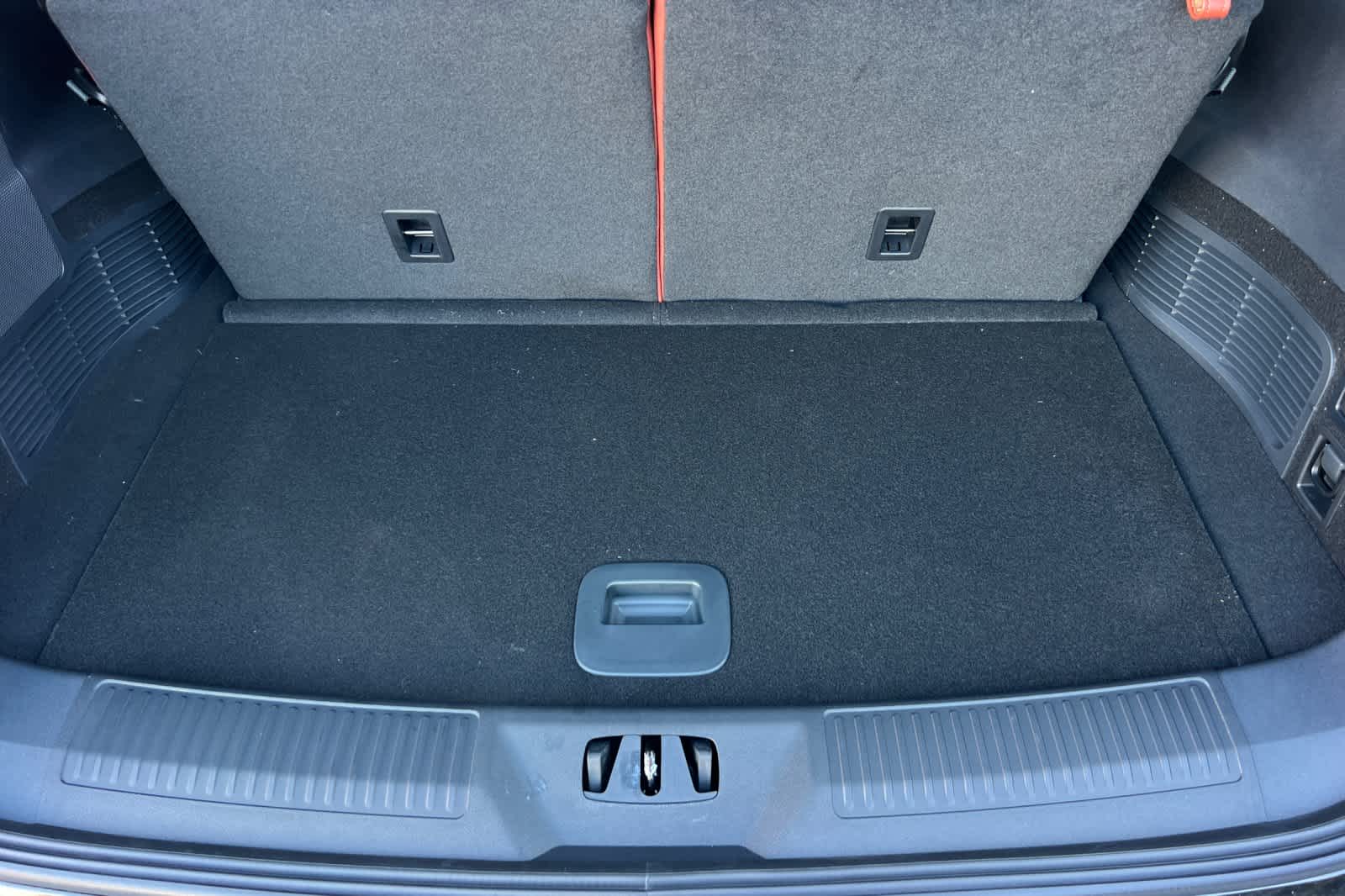 Thumbnail: 2025 Lincoln Aviator - 16