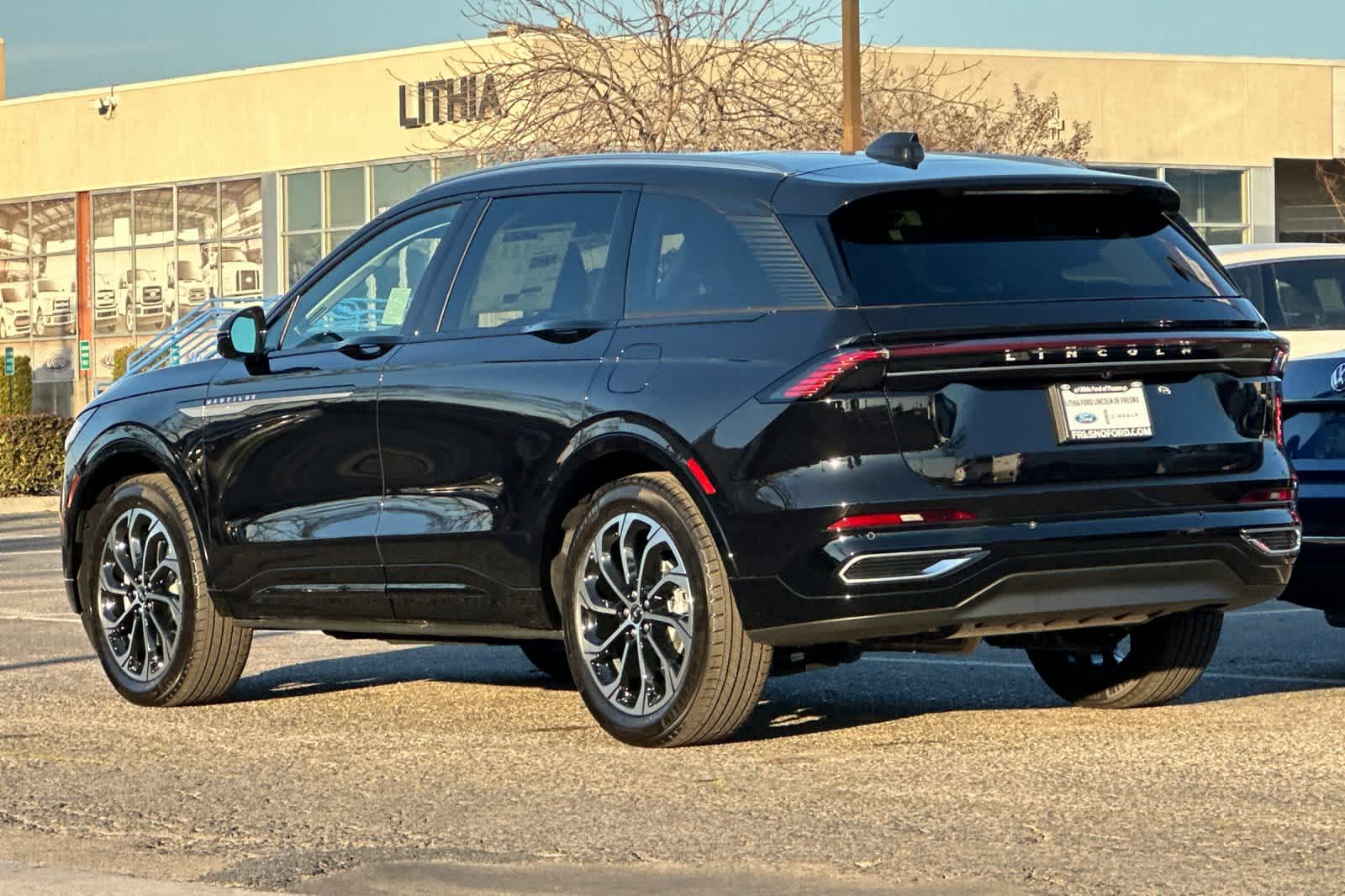 Thumbnail: 2026 Lincoln Nautilus - 6