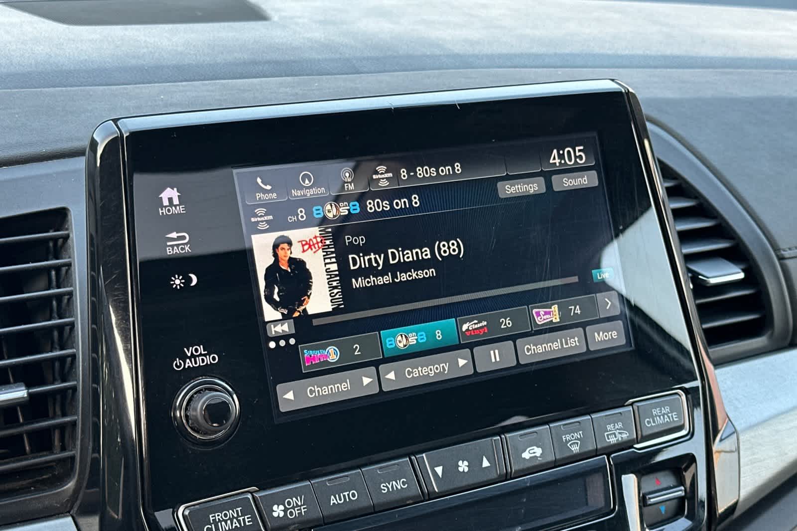 Thumbnail: 2019 Honda Odyssey - 19