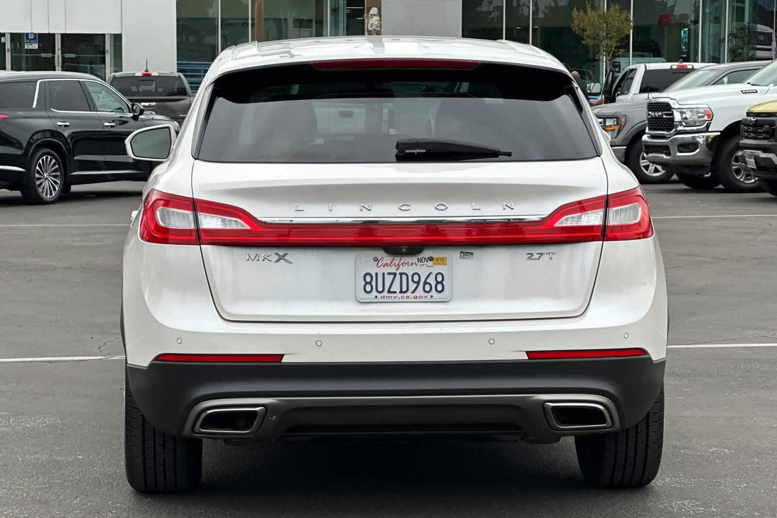 Thumbnail: 2017 Lincoln MKX - 7