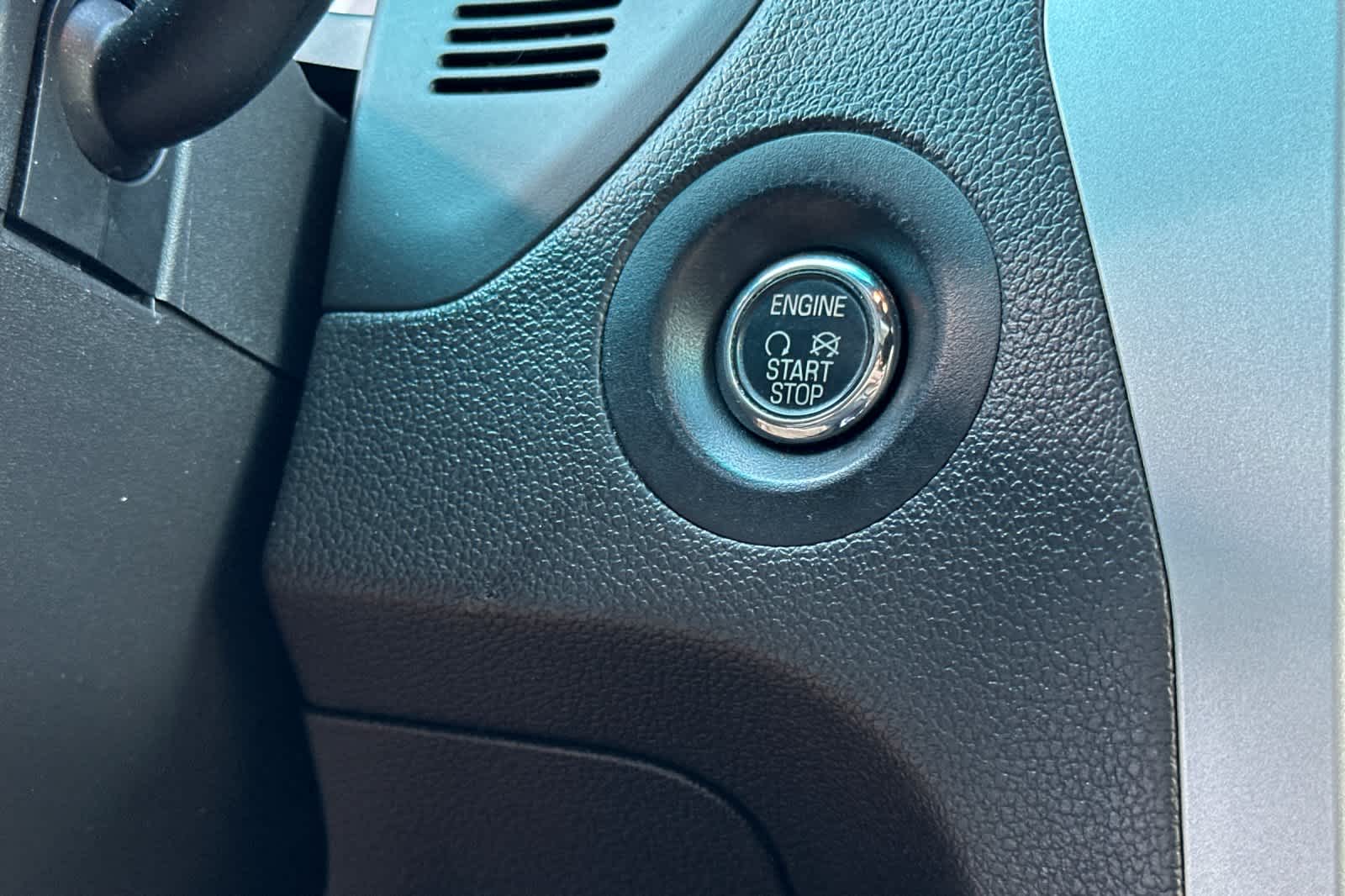 Thumbnail: 2014 Ford Explorer - 23