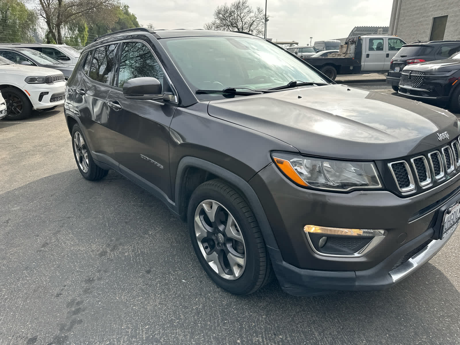 Thumbnail: 2019 Jeep Compass - 16