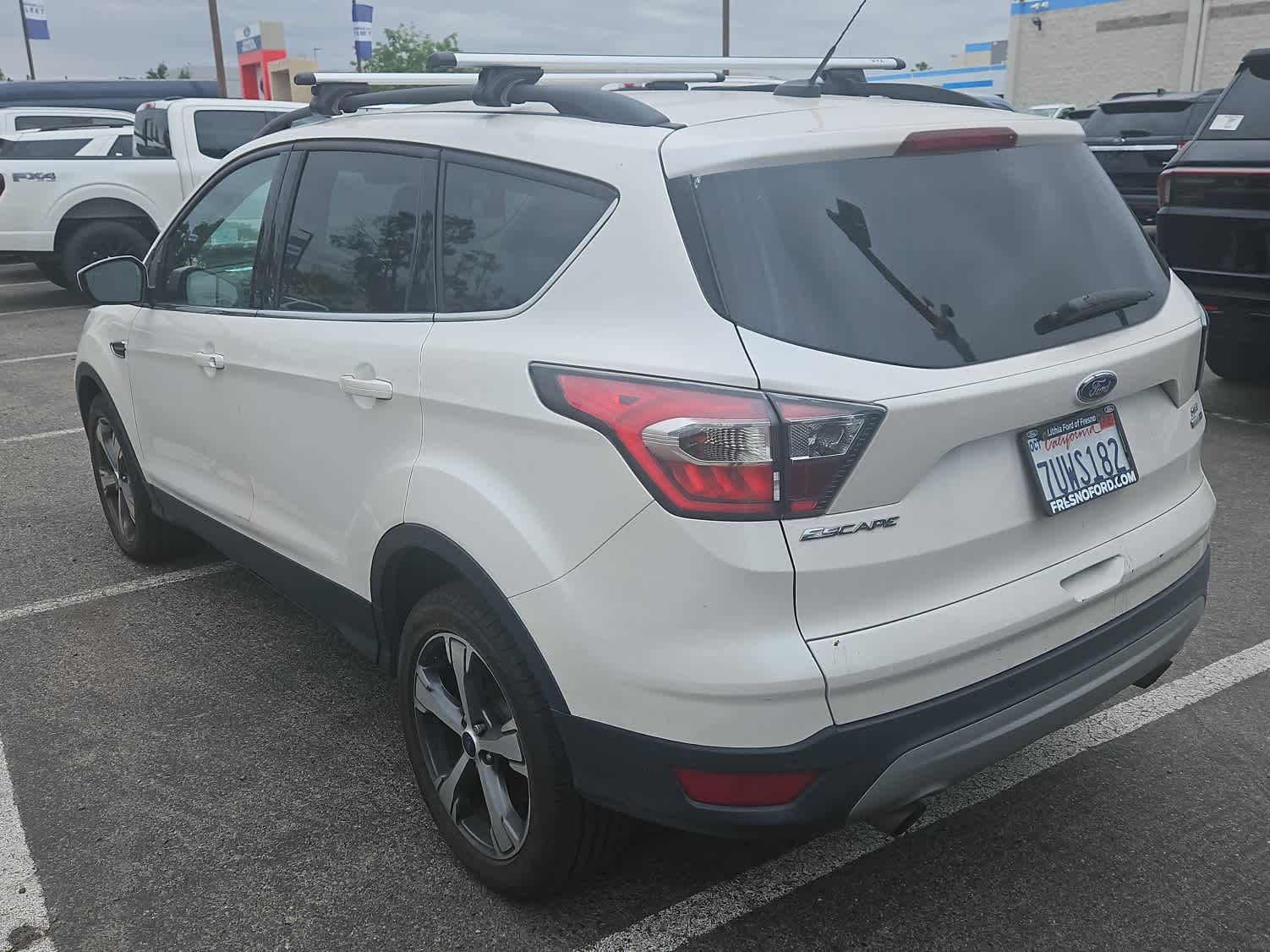Thumbnail: 2017 Ford Escape - 6