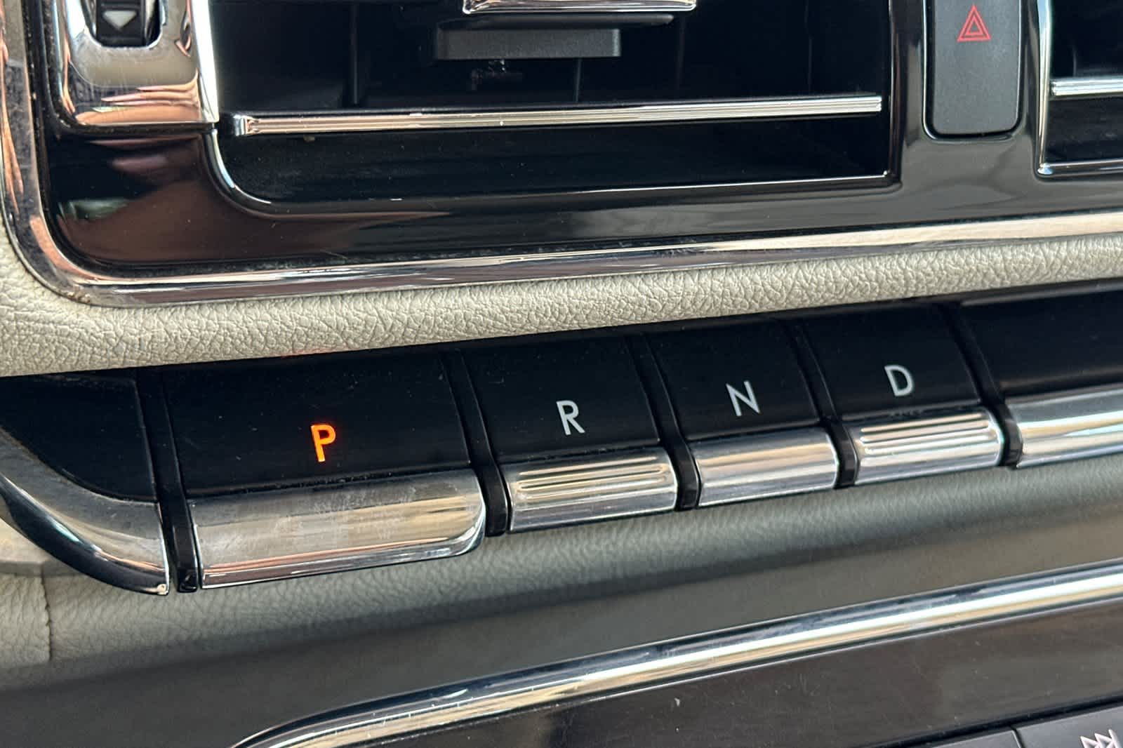 Thumbnail: 2019 Lincoln Navigator L - 22
