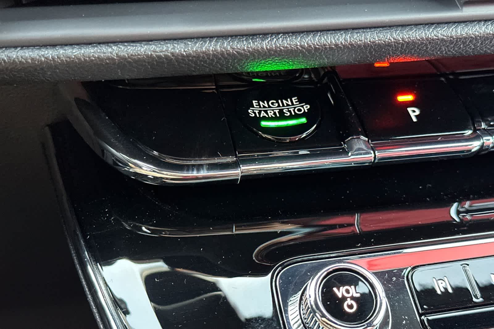 Thumbnail: 2026 Lincoln Corsair - 24