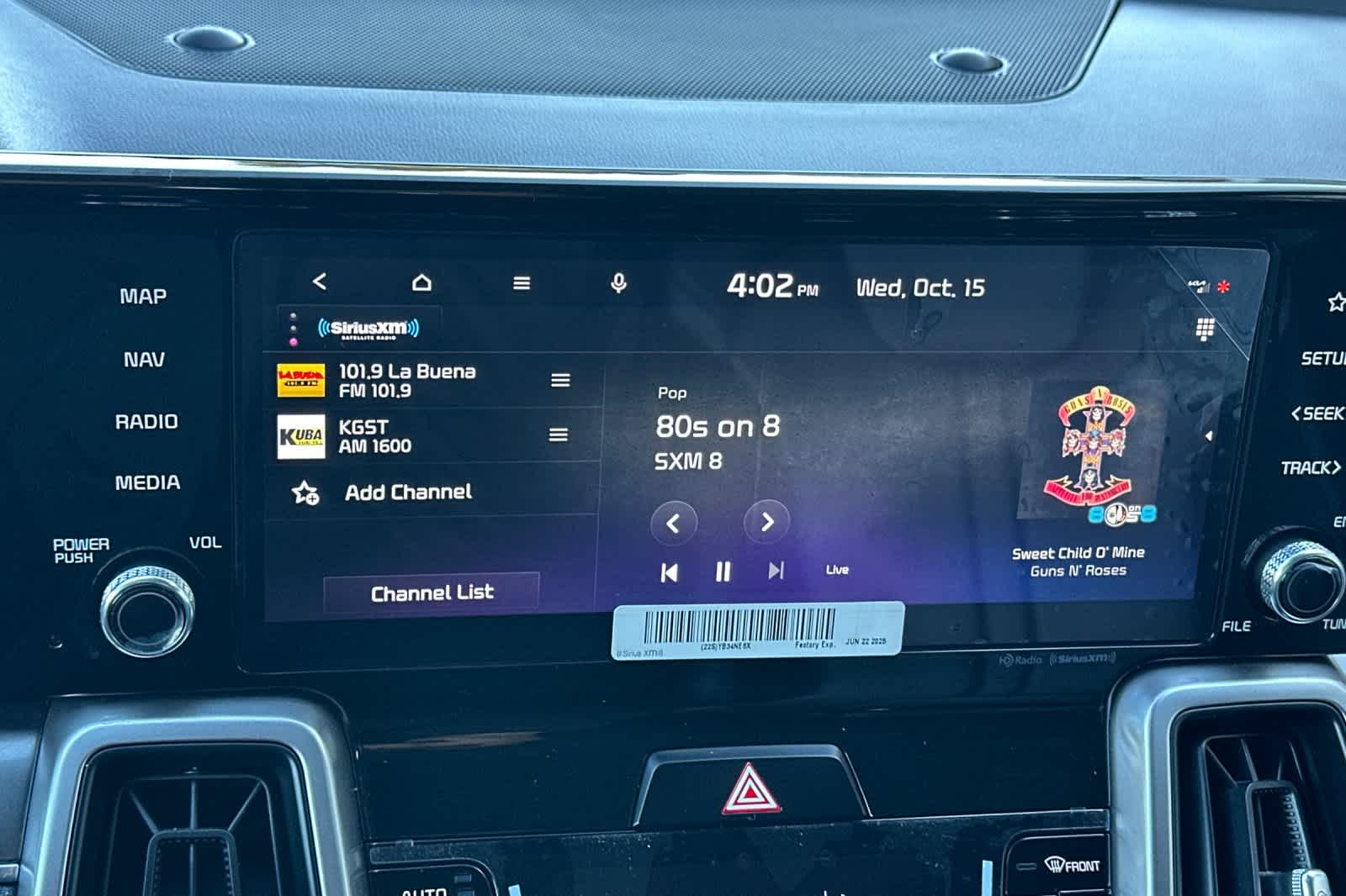 Thumbnail: 2023 Kia Sorento - 18