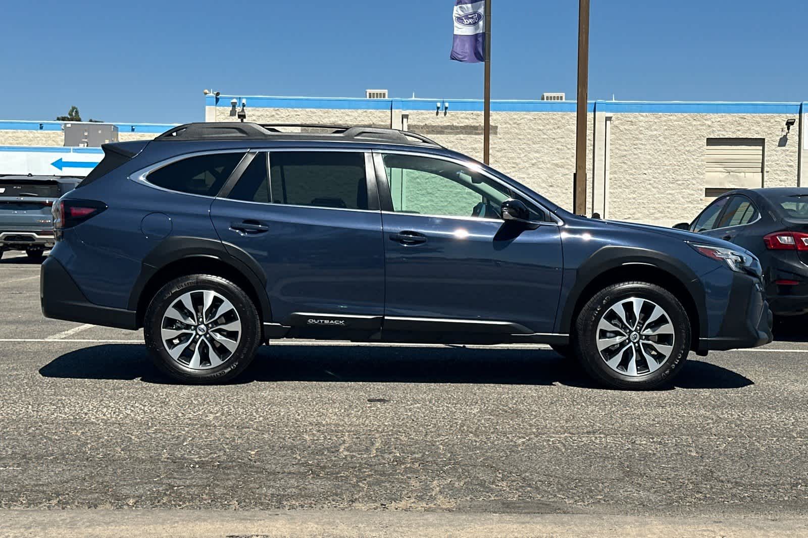 Thumbnail: 2023 Subaru Outback - 7