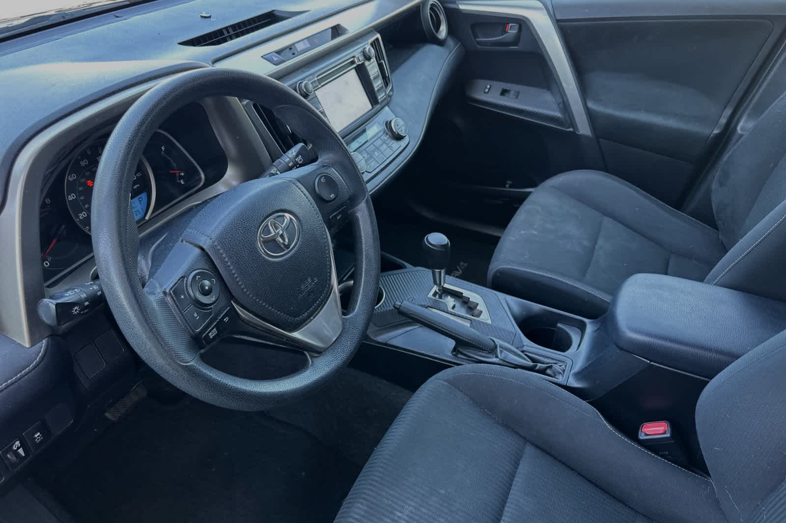 2013 Toyota RAV4 XLE 11