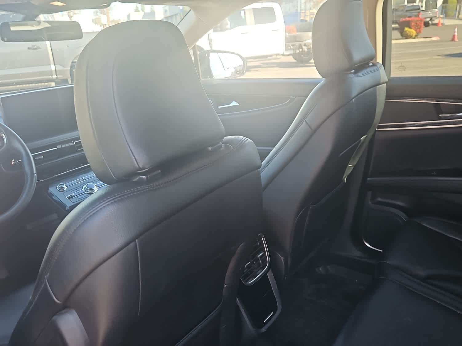 Thumbnail: 2023 Lincoln Nautilus - 11