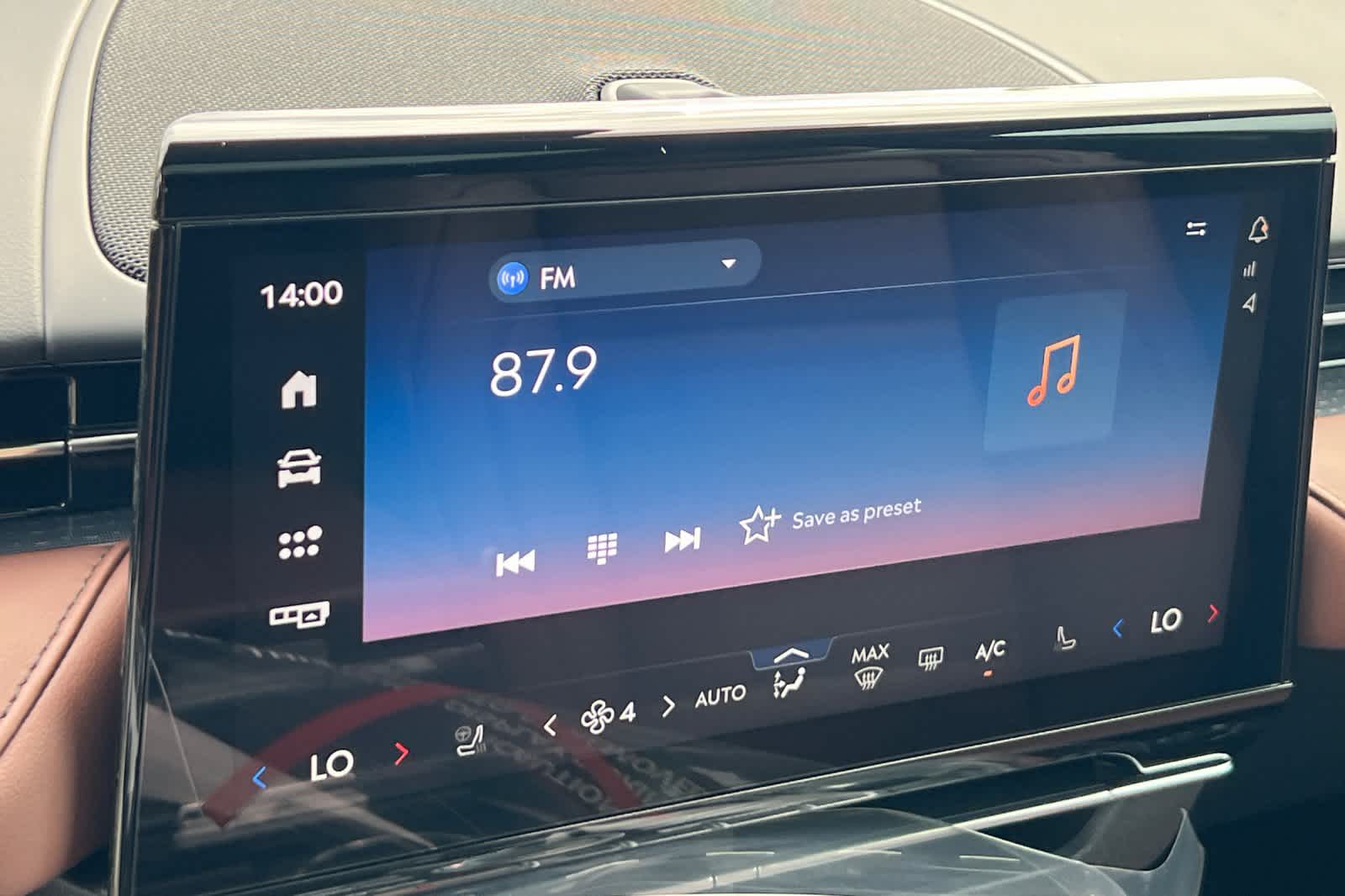 Thumbnail: 2026 Lincoln Nautilus - 19