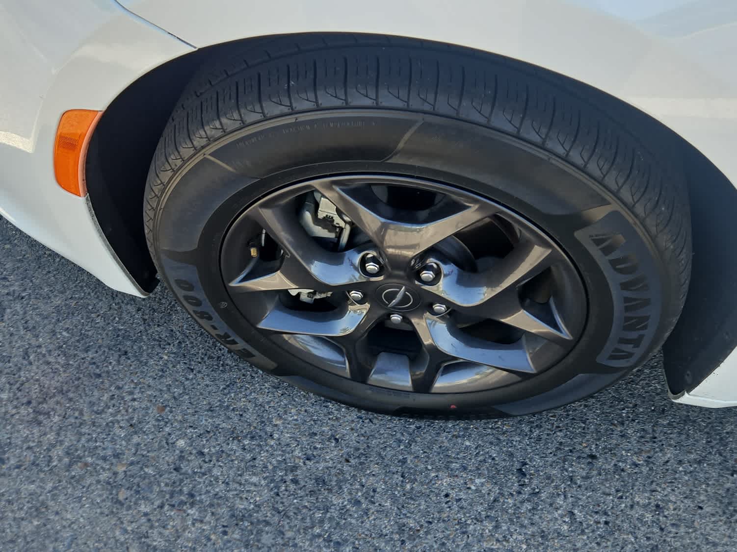 Thumbnail: 2020 Chrysler Pacifica - 3