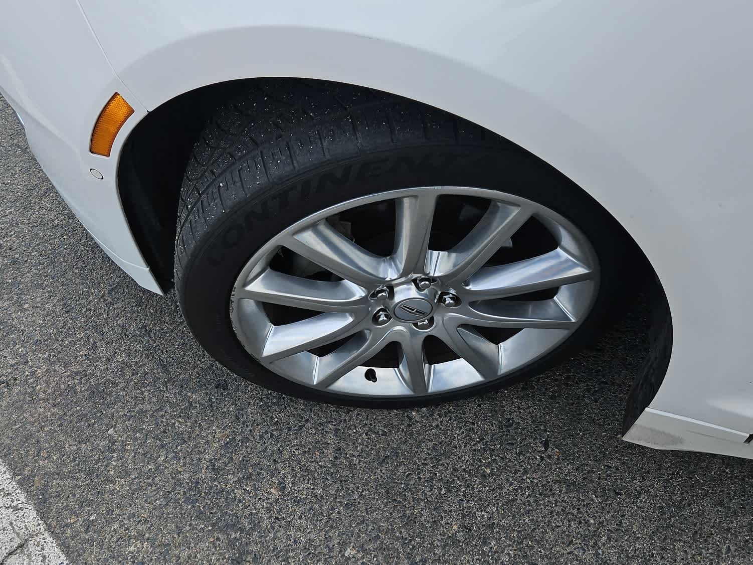 Thumbnail: 2016 Lincoln MKZ - 3