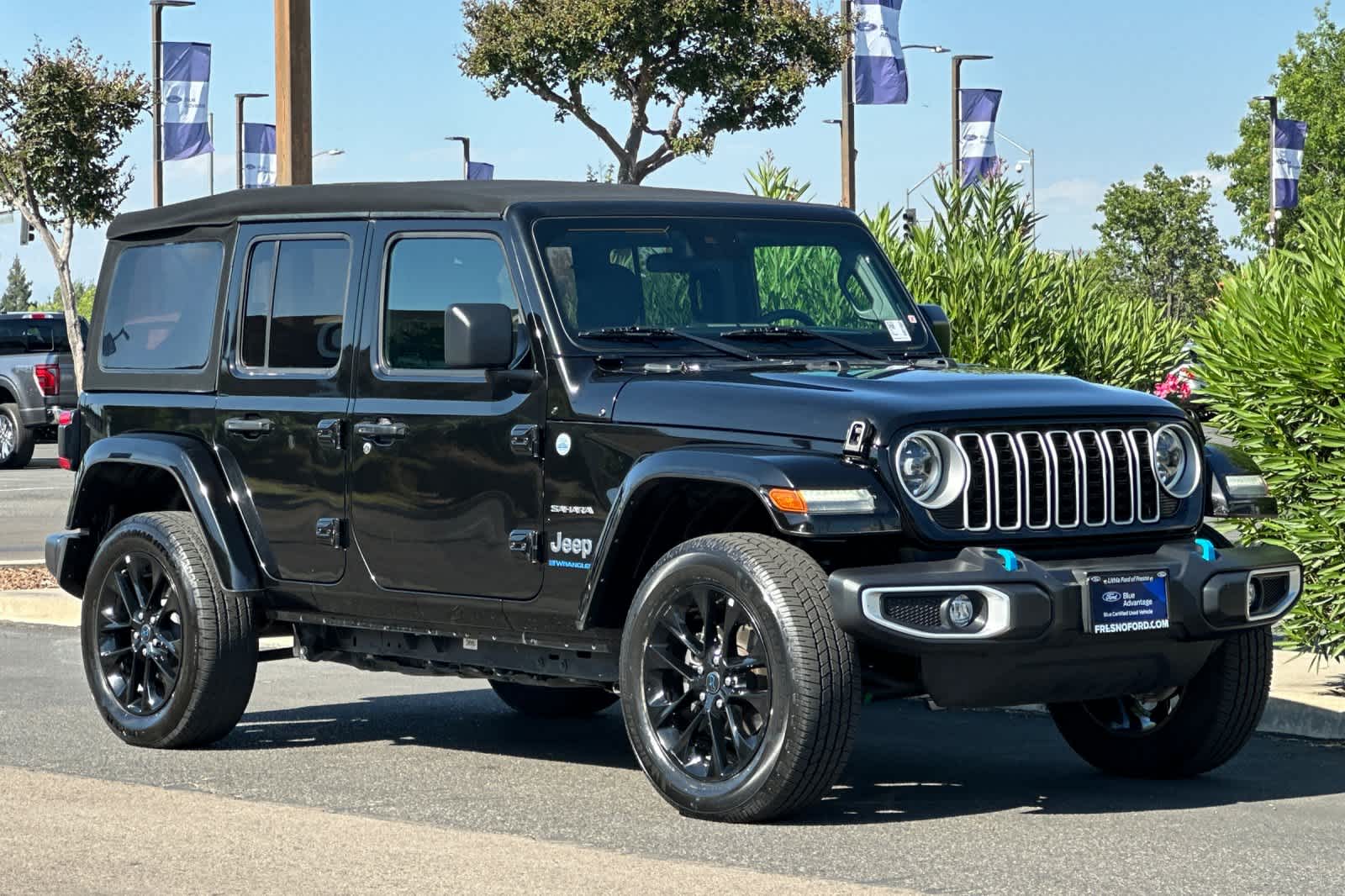 Thumbnail: 2024 Jeep Wrangler - 9