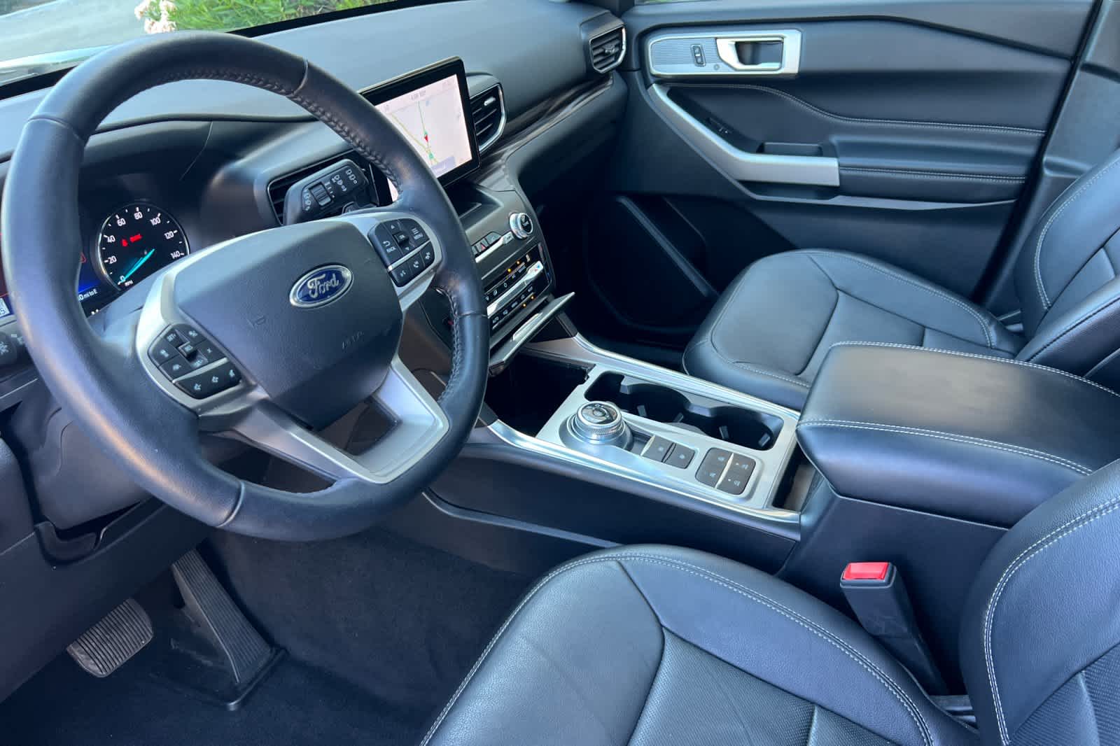 Thumbnail: 2020 Ford Explorer - 11