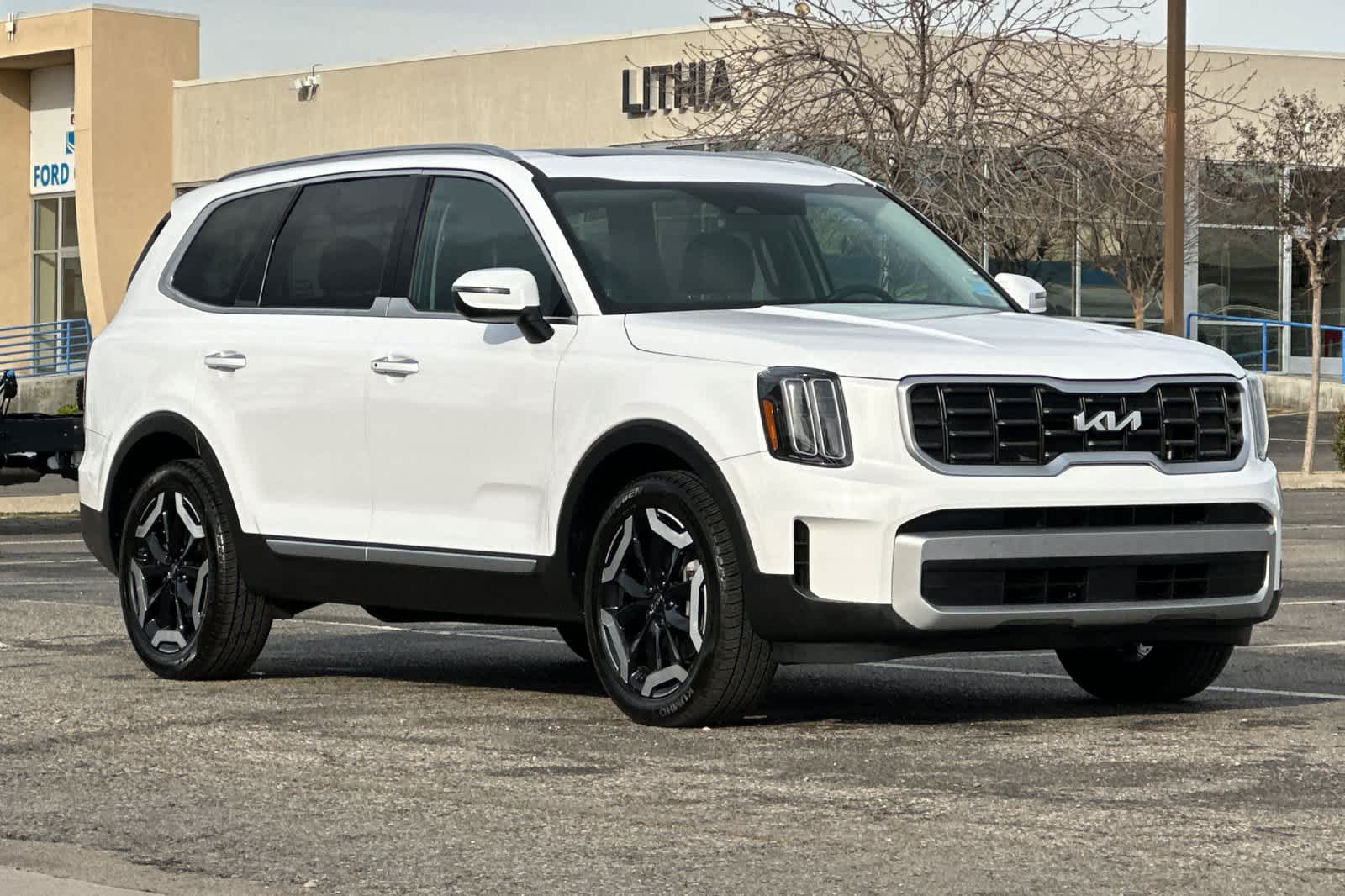 Thumbnail: 2023 Kia Telluride - 9