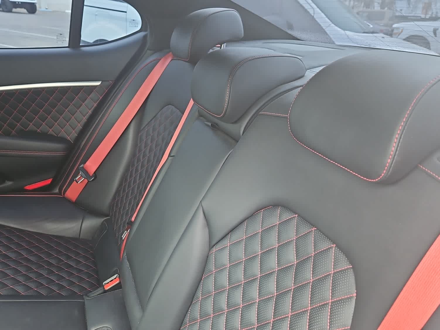 Thumbnail: 2023 Genesis G70 - 12