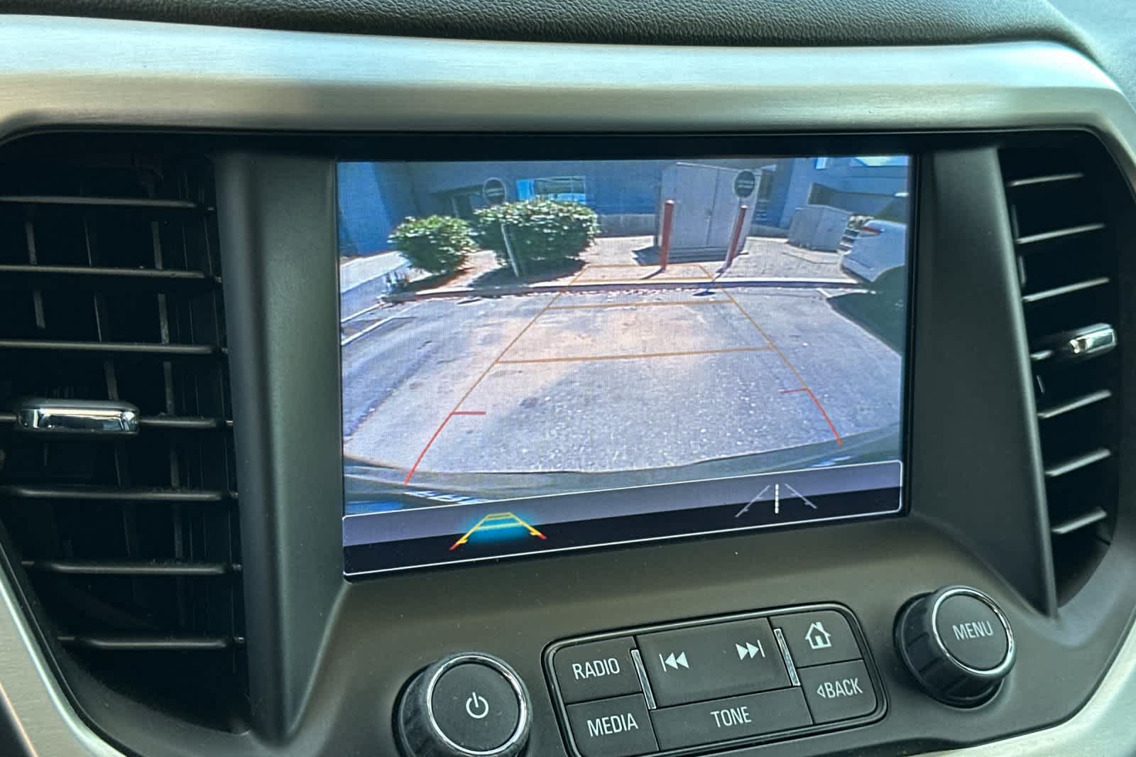 Thumbnail: 2019 GMC Acadia - 21