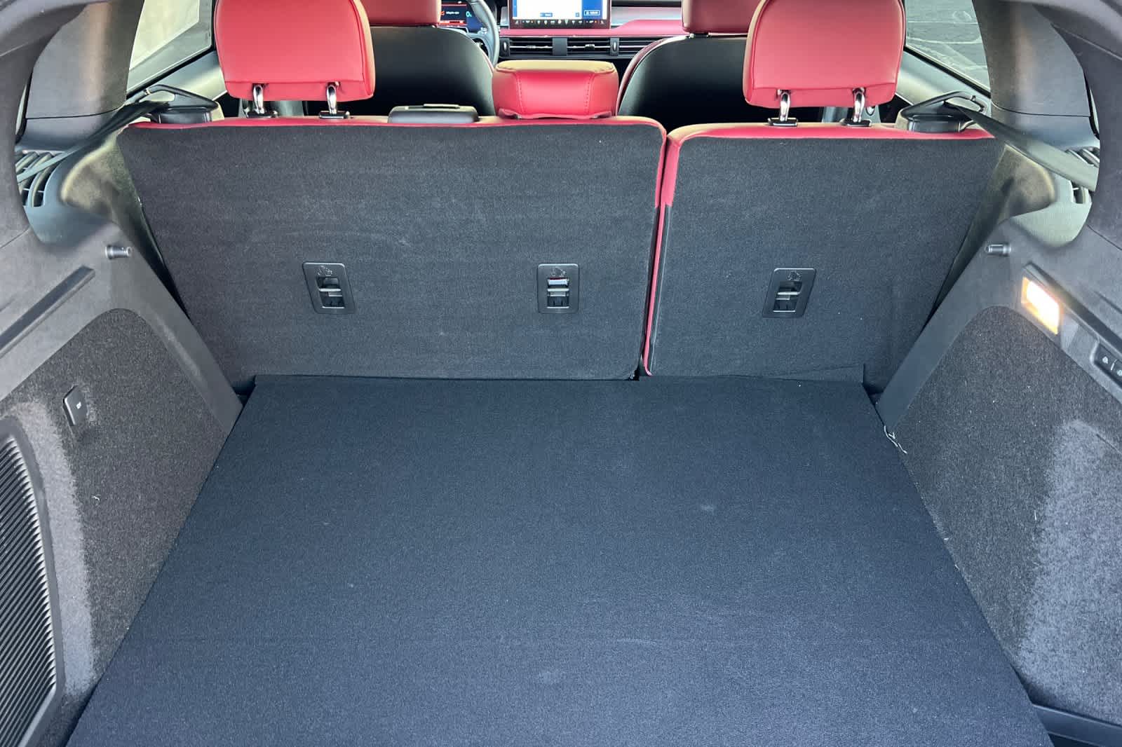 Thumbnail: 2026 Lincoln Corsair - 16