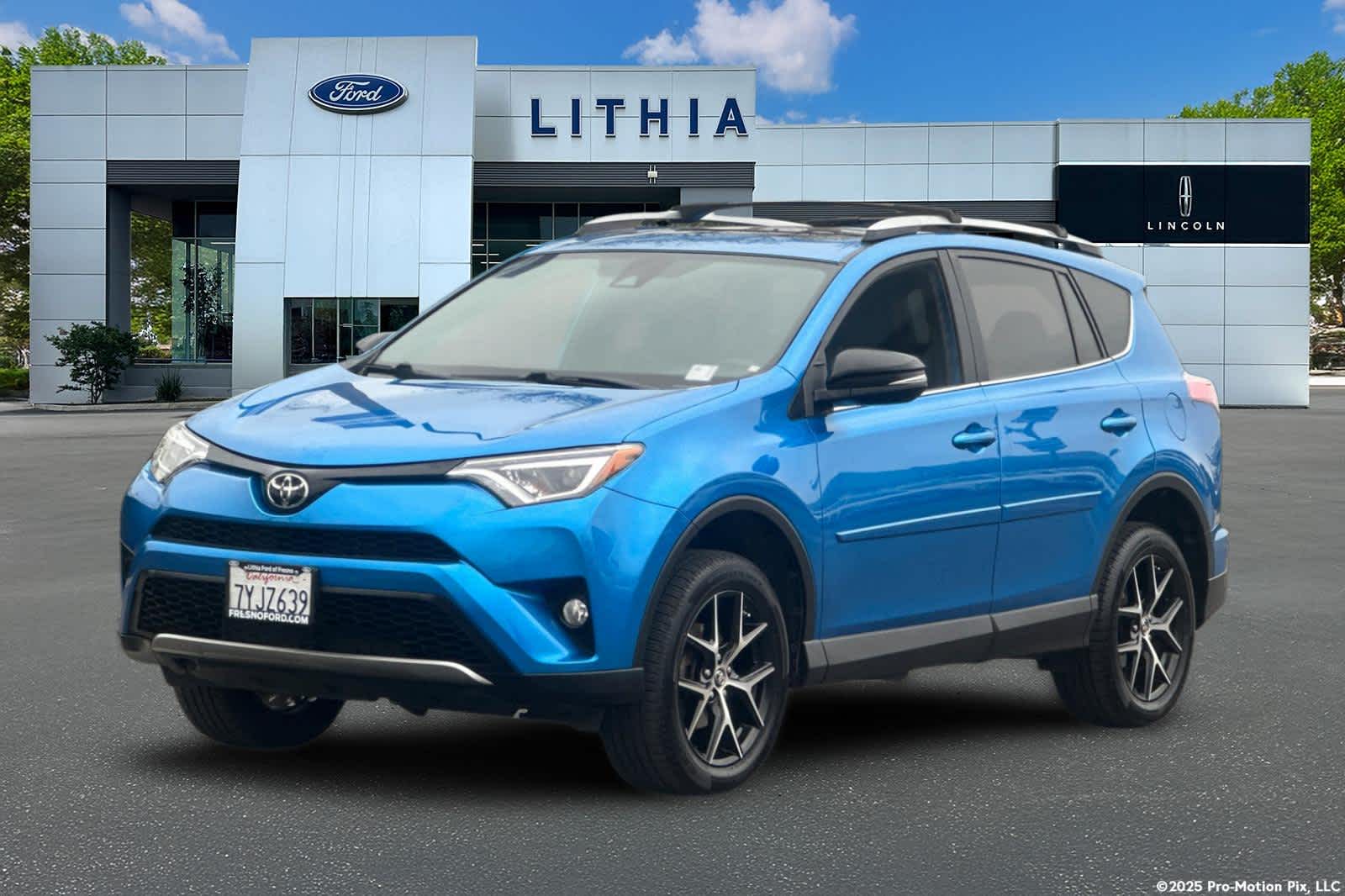 Thumbnail: 2017 Toyota RAV4 - 1
