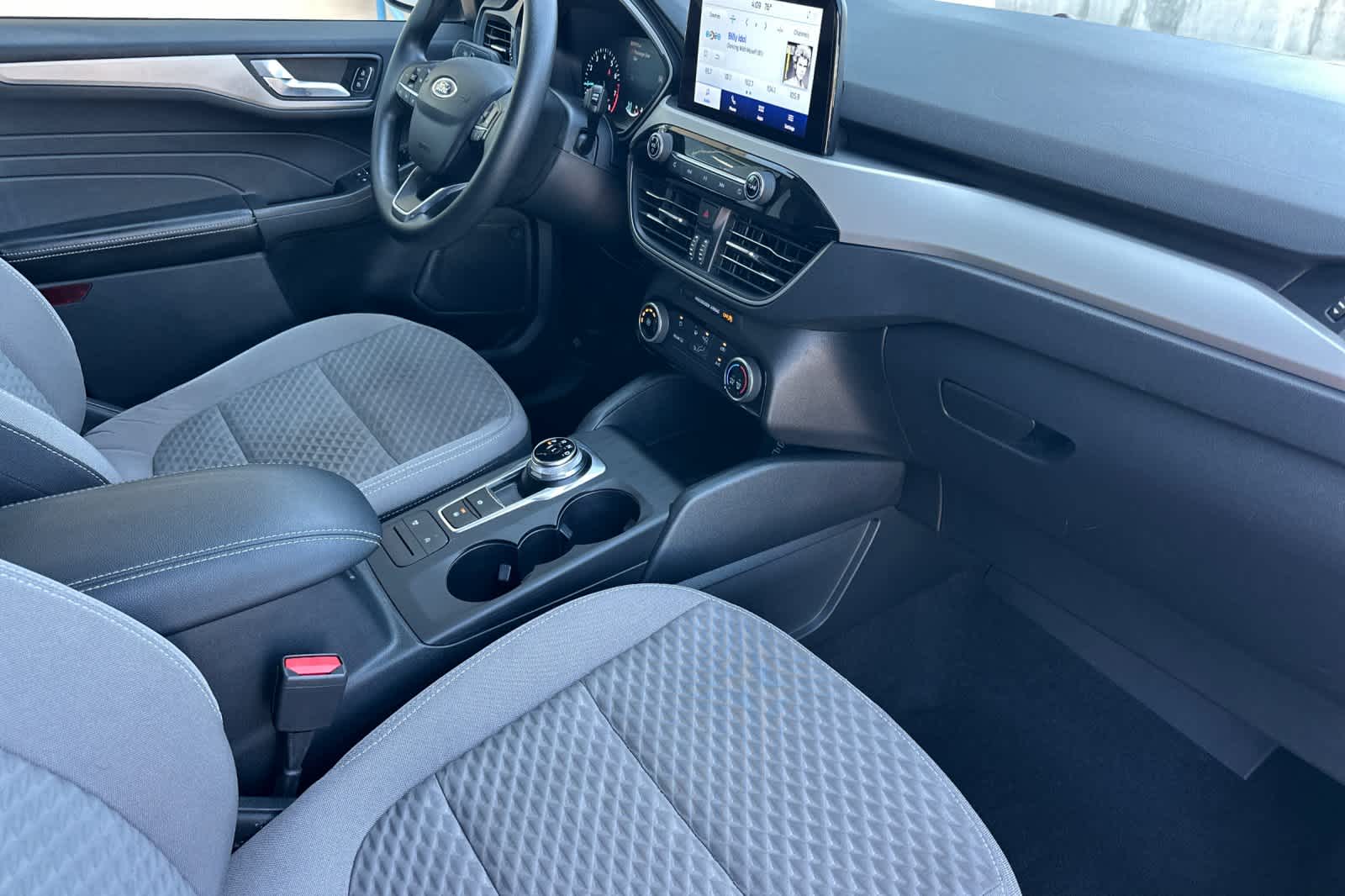 Thumbnail: 2021 Ford Escape - 17