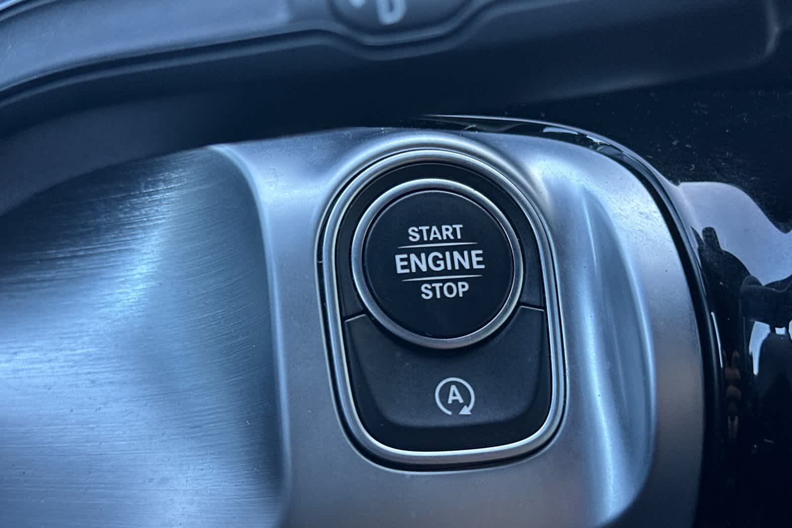 Thumbnail: 2022 Mercedes-Benz GLB - 22