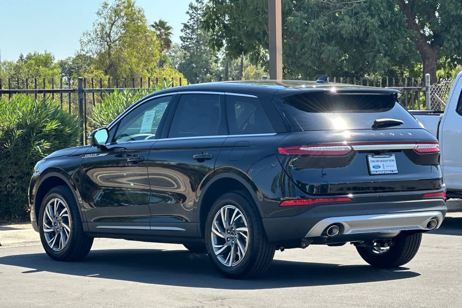 Thumbnail: 2025 Lincoln Corsair - 6