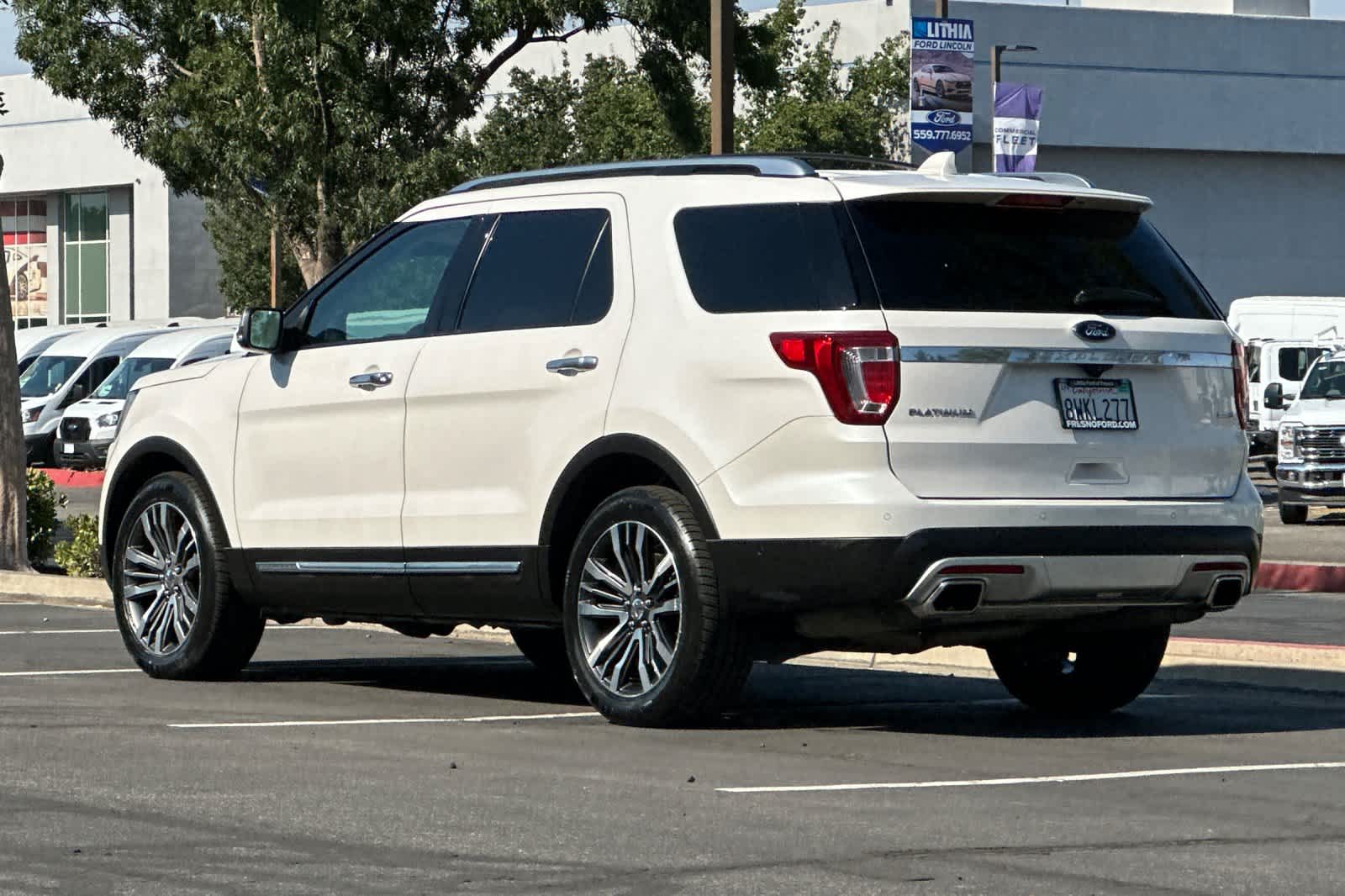 Thumbnail: 2017 Ford Explorer - 7