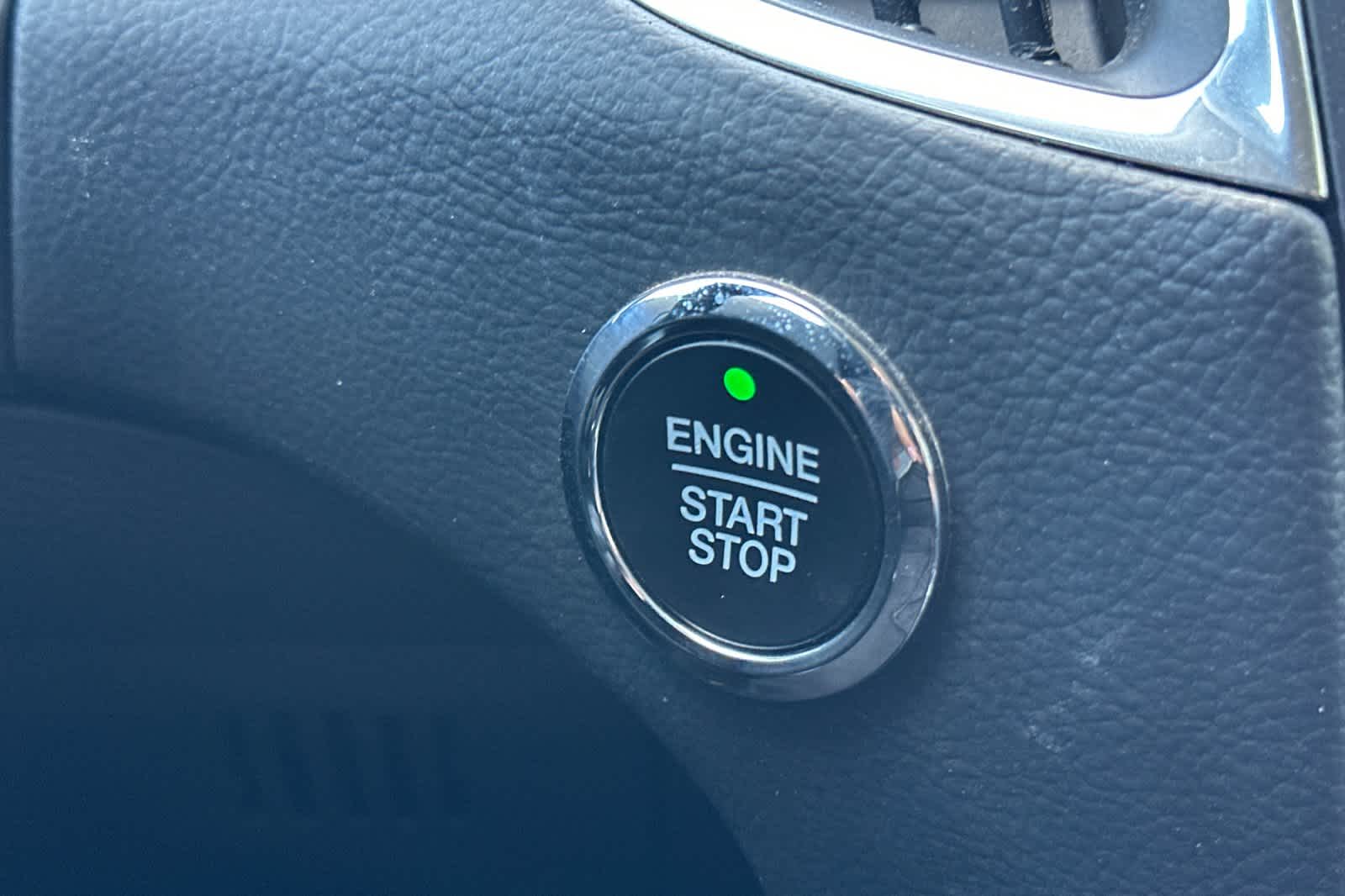 Thumbnail: 2022 Ford Edge - 23