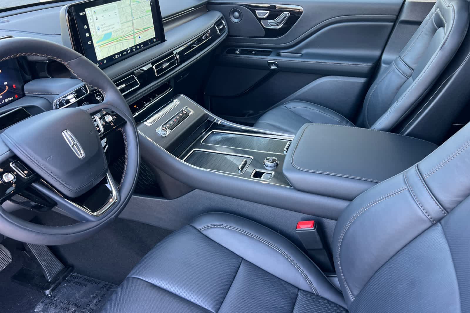 Thumbnail: 2026 Lincoln Aviator - 12