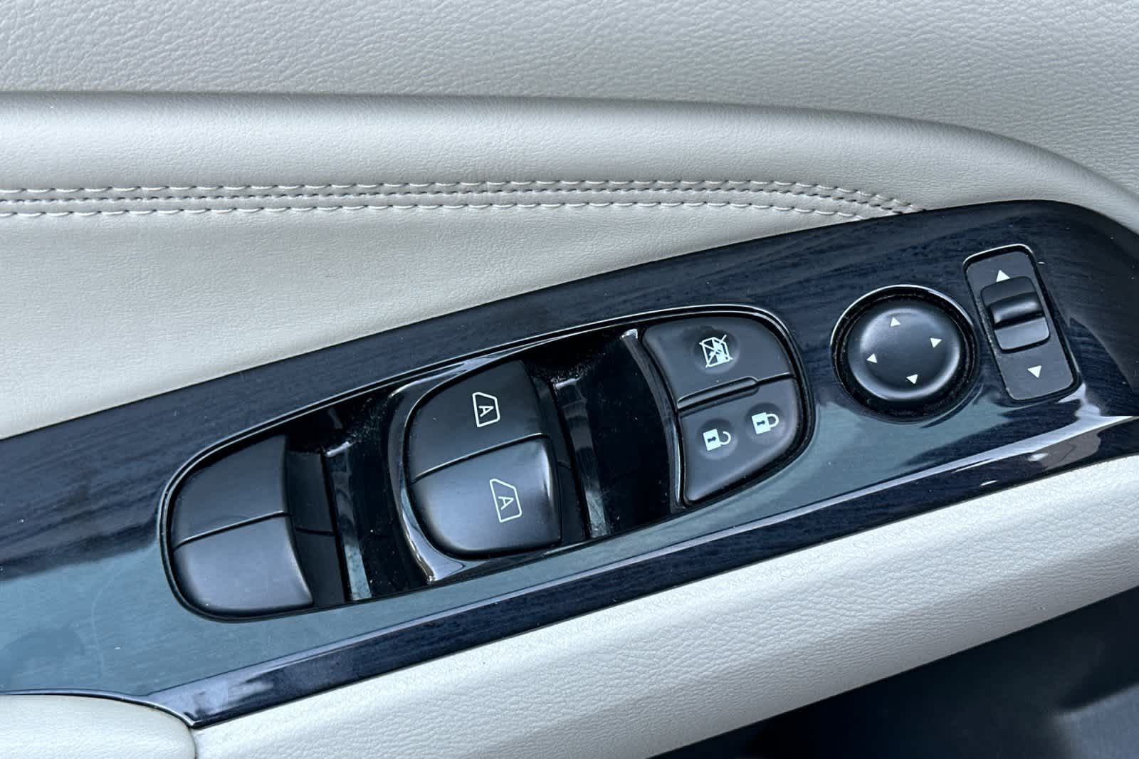2022 Nissan Altima SL 13