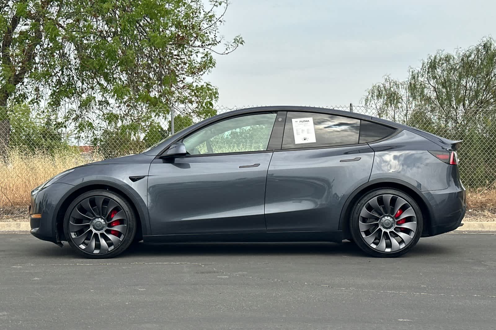 Thumbnail: 2021 Tesla Model Y - 5