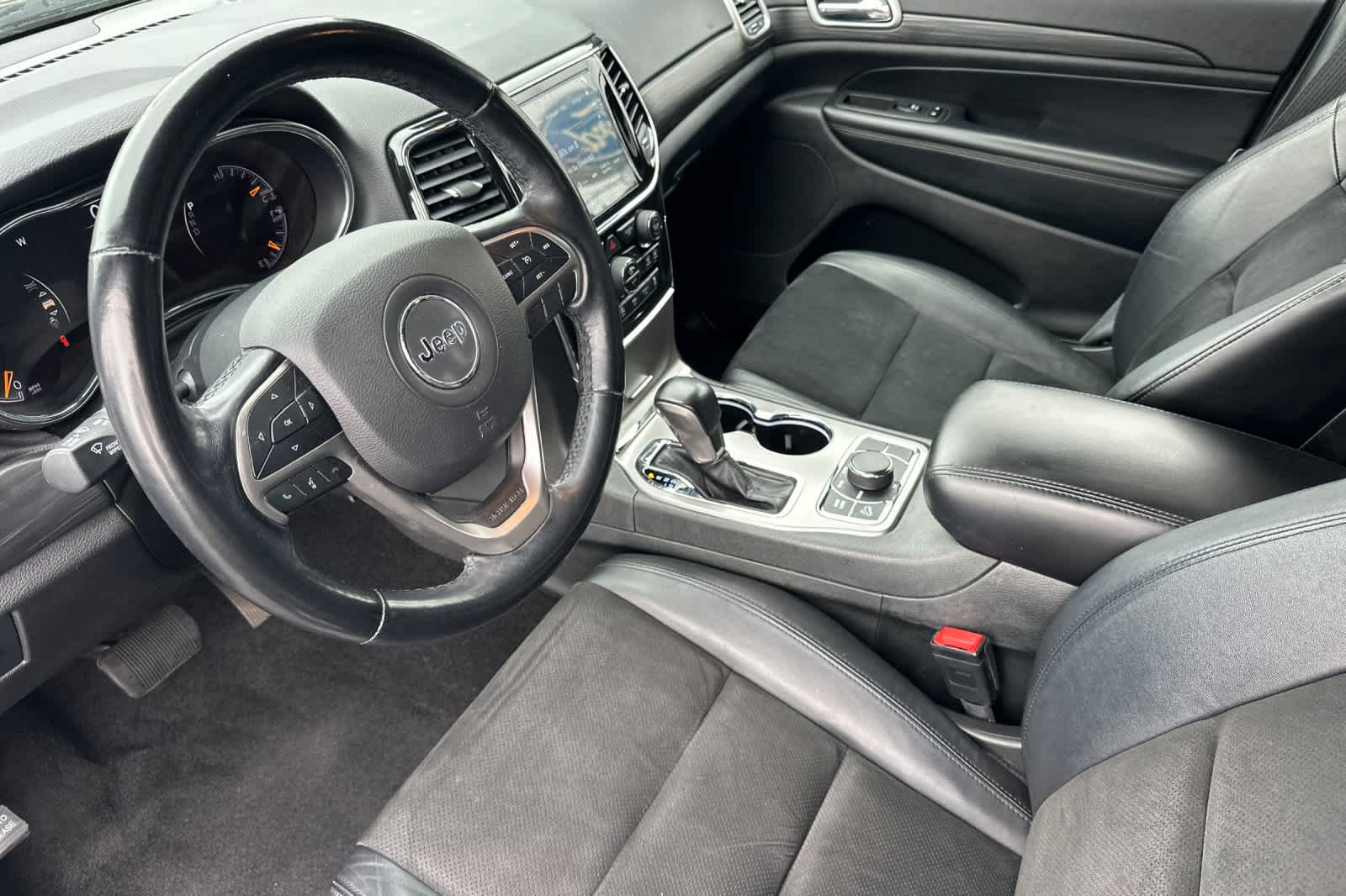 Thumbnail: 2022 Jeep Grand Cherokee - 11