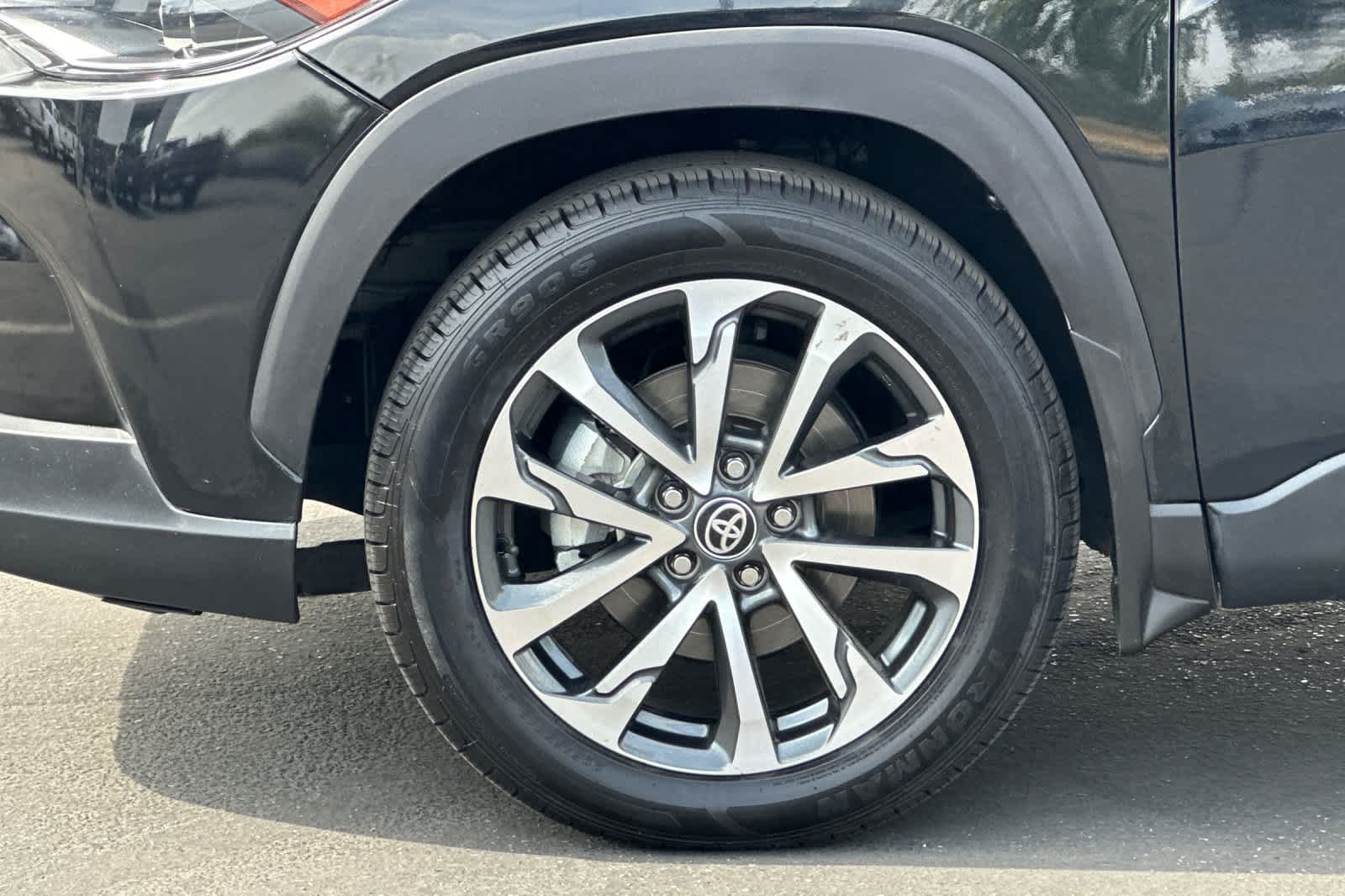 Thumbnail: 2023 Toyota Corolla Cross - 26