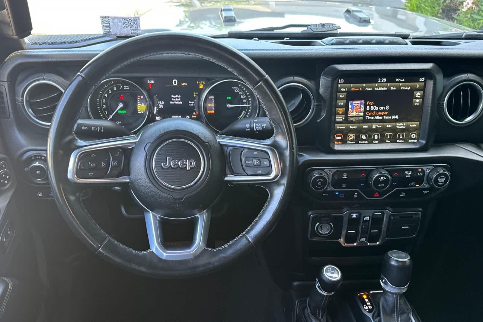 Thumbnail: 2022 Jeep Wrangler - 14