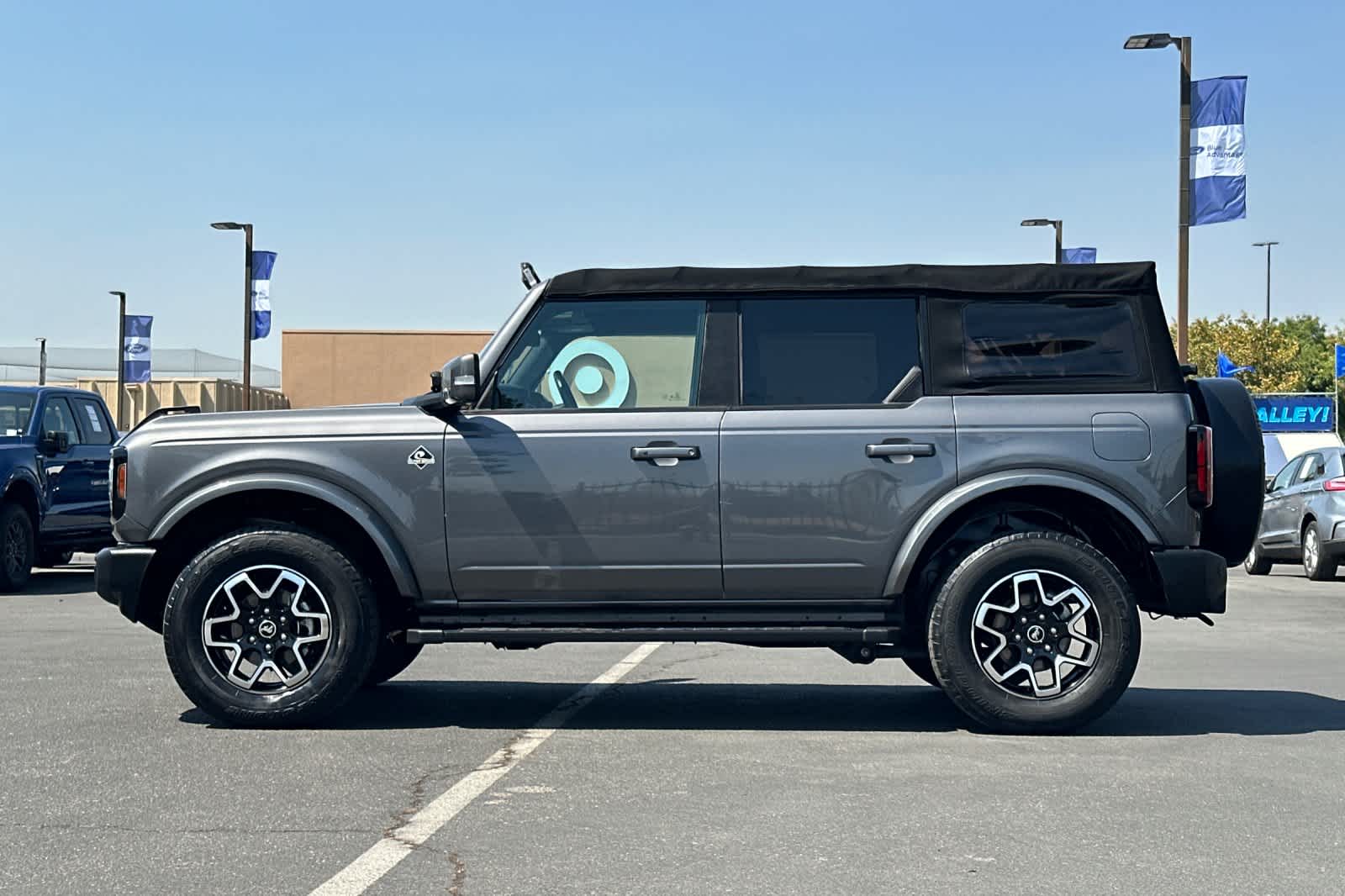Thumbnail: 2021 Ford Bronco - 5