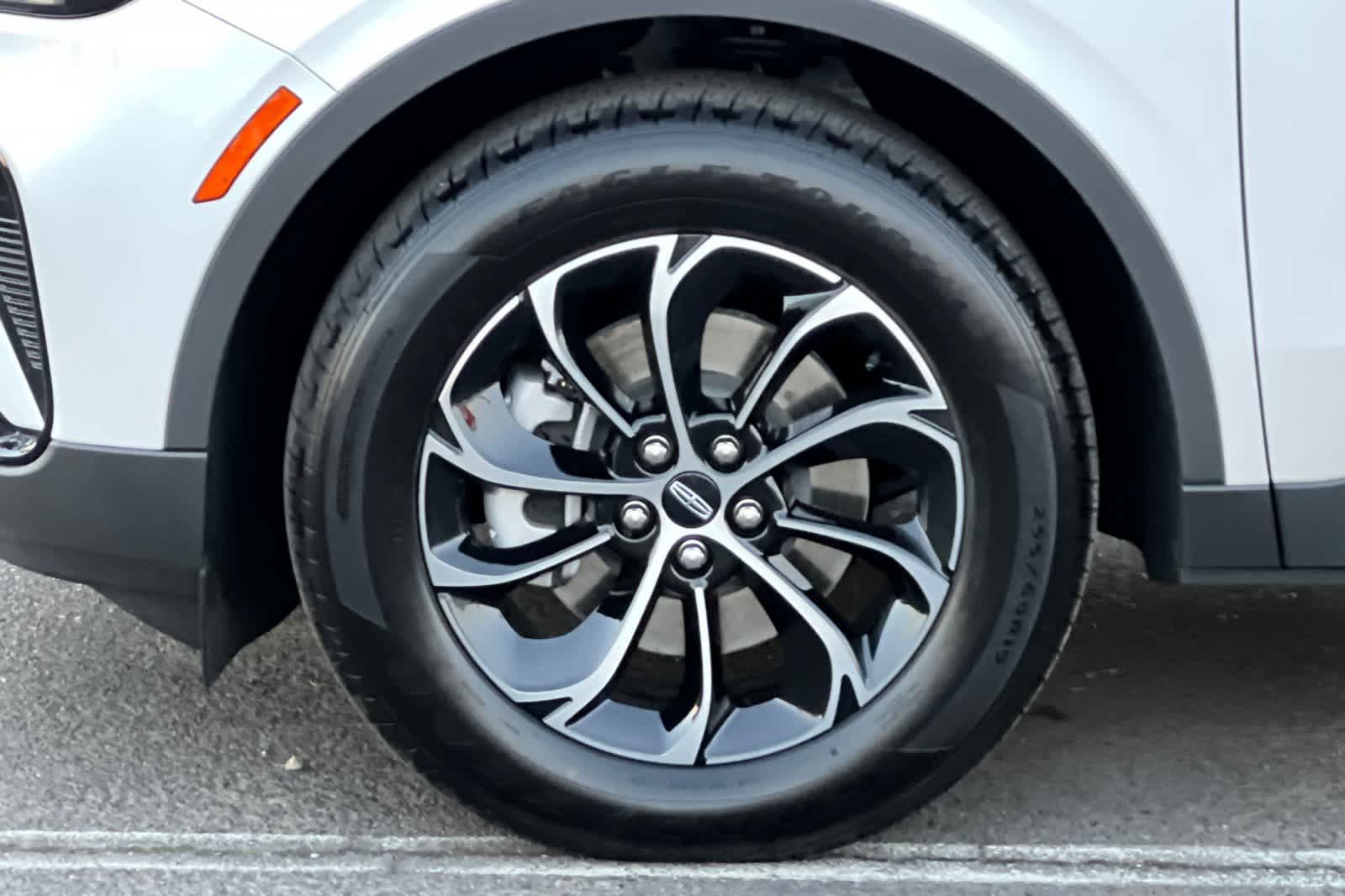 Thumbnail: 2026 Lincoln Nautilus - 27