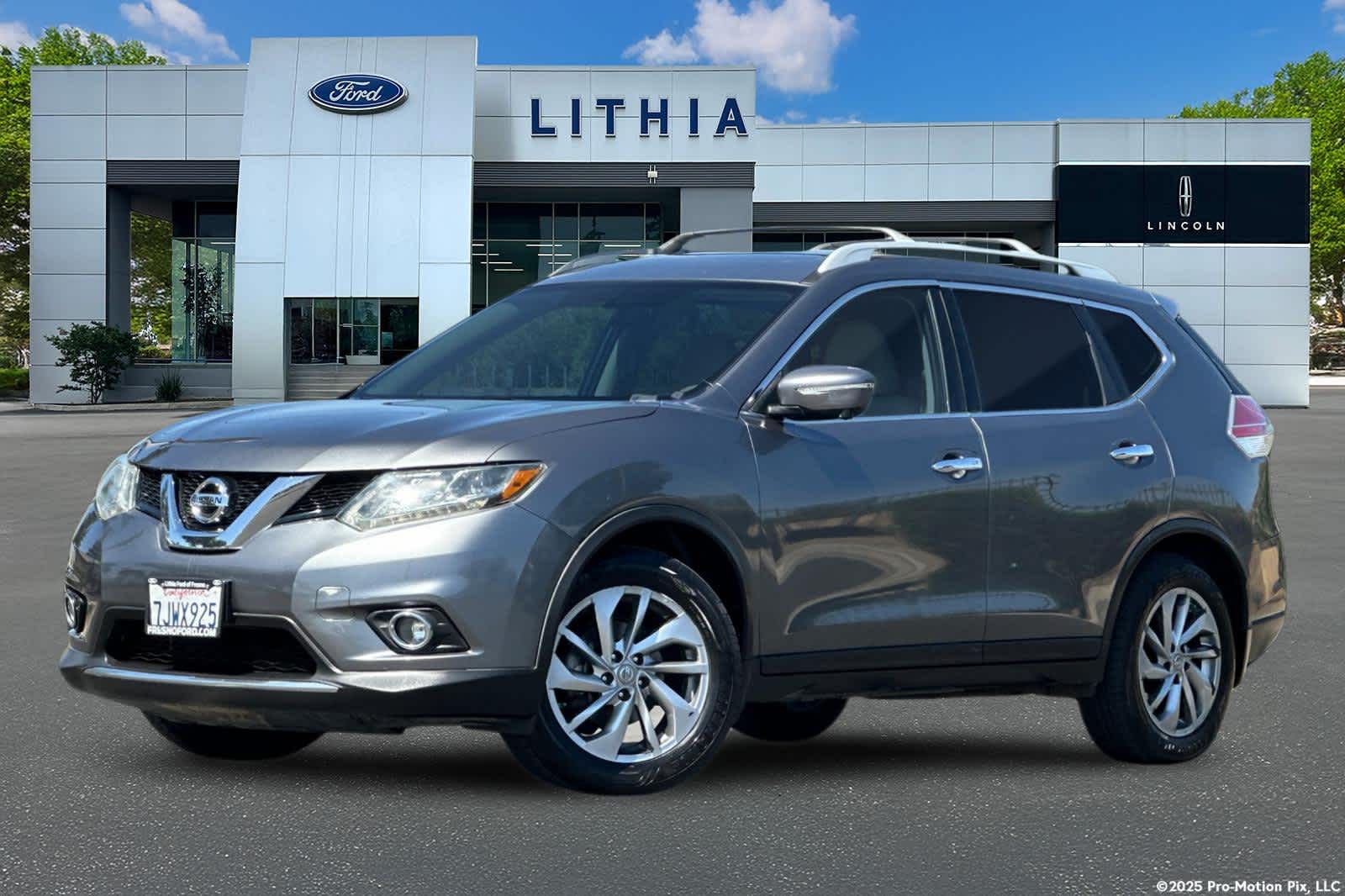 Thumbnail: 2015 Nissan Rogue - 1