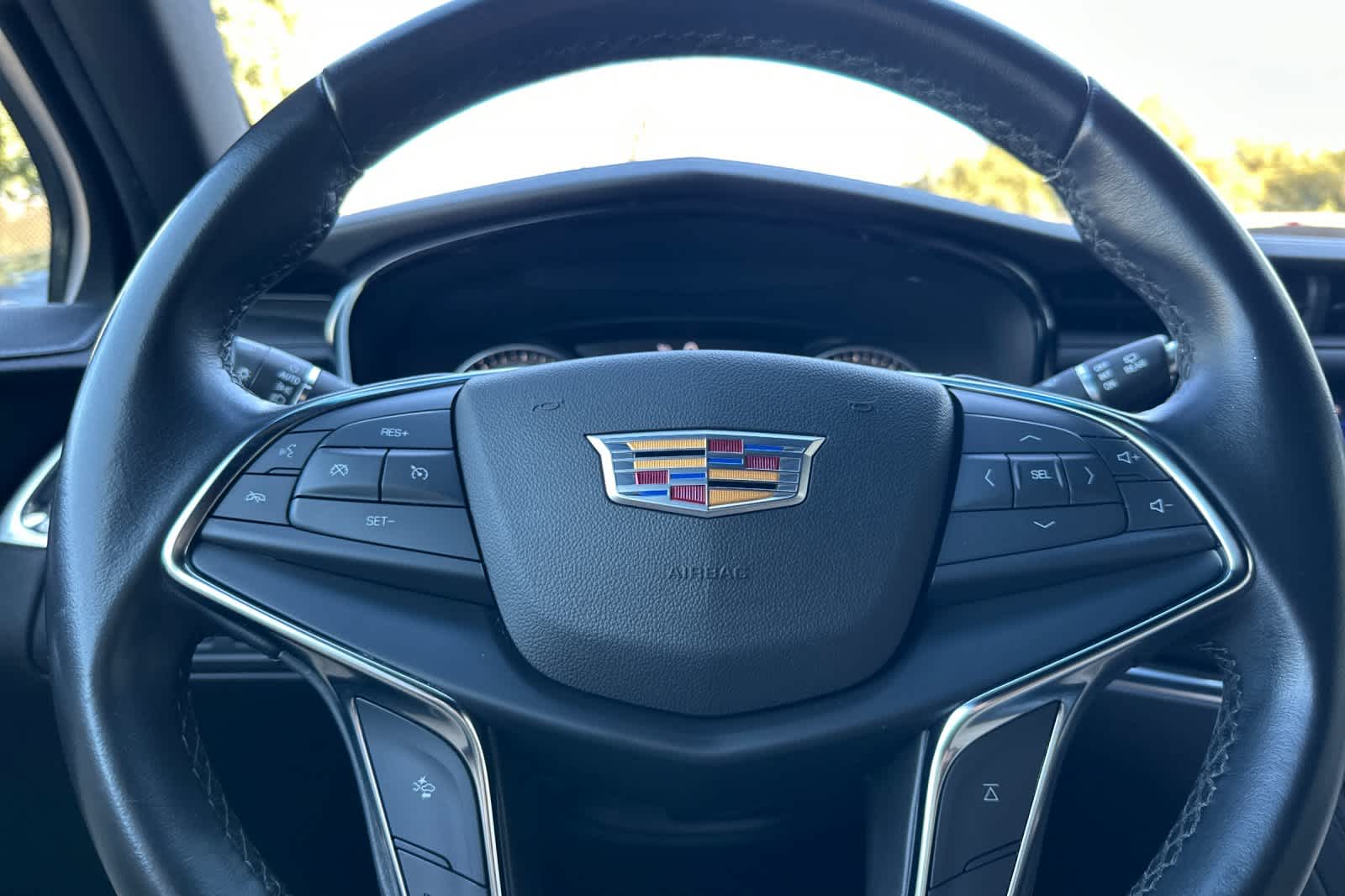 Thumbnail: 2021 Cadillac XT5 - 23