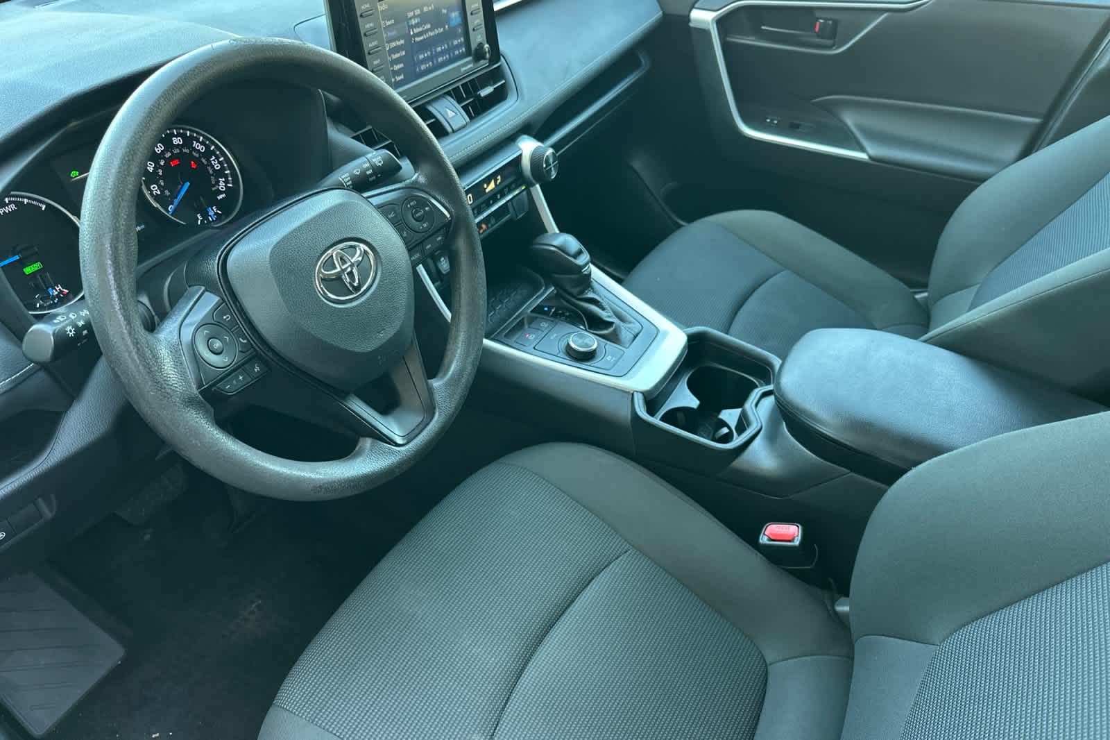 Thumbnail: 2021 Toyota RAV4 - 10