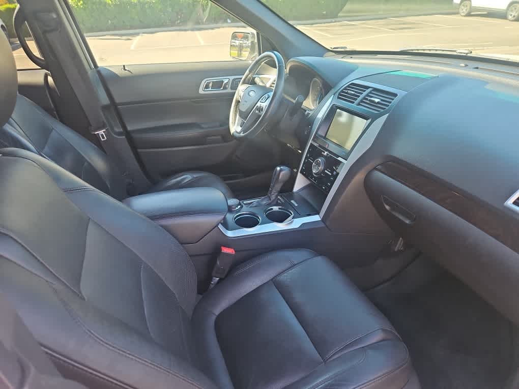 Thumbnail: 2014 Ford Explorer - 15