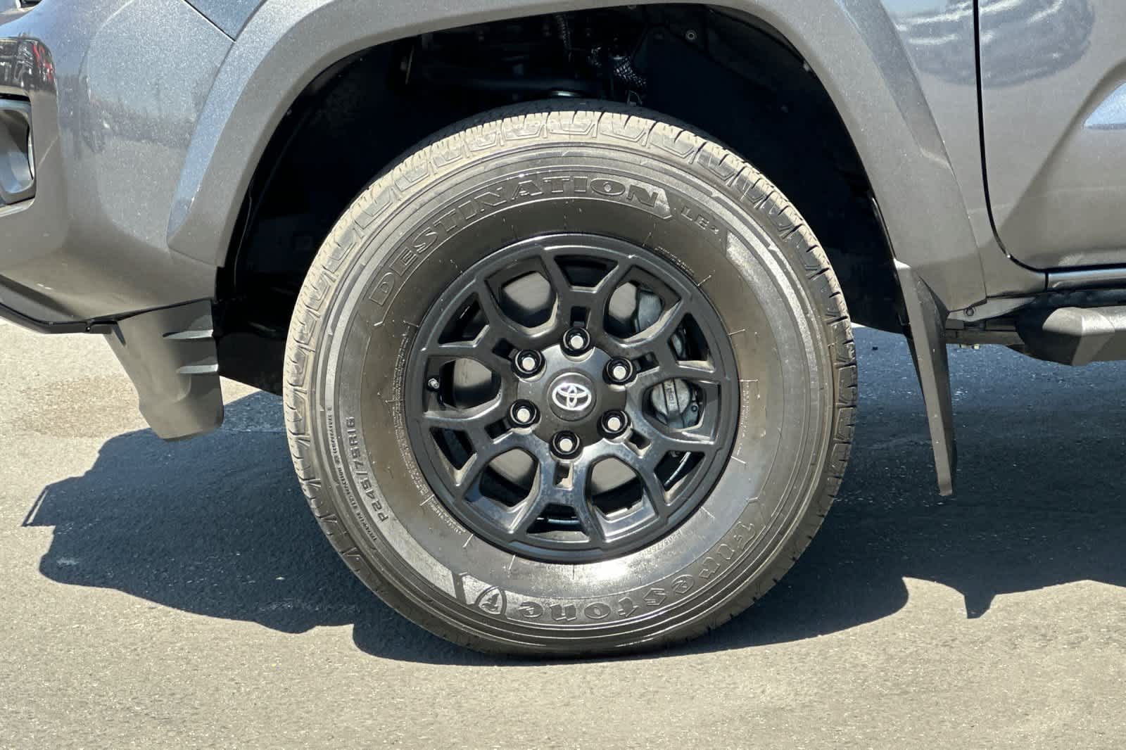 Thumbnail: 2020 Toyota Tacoma - 24