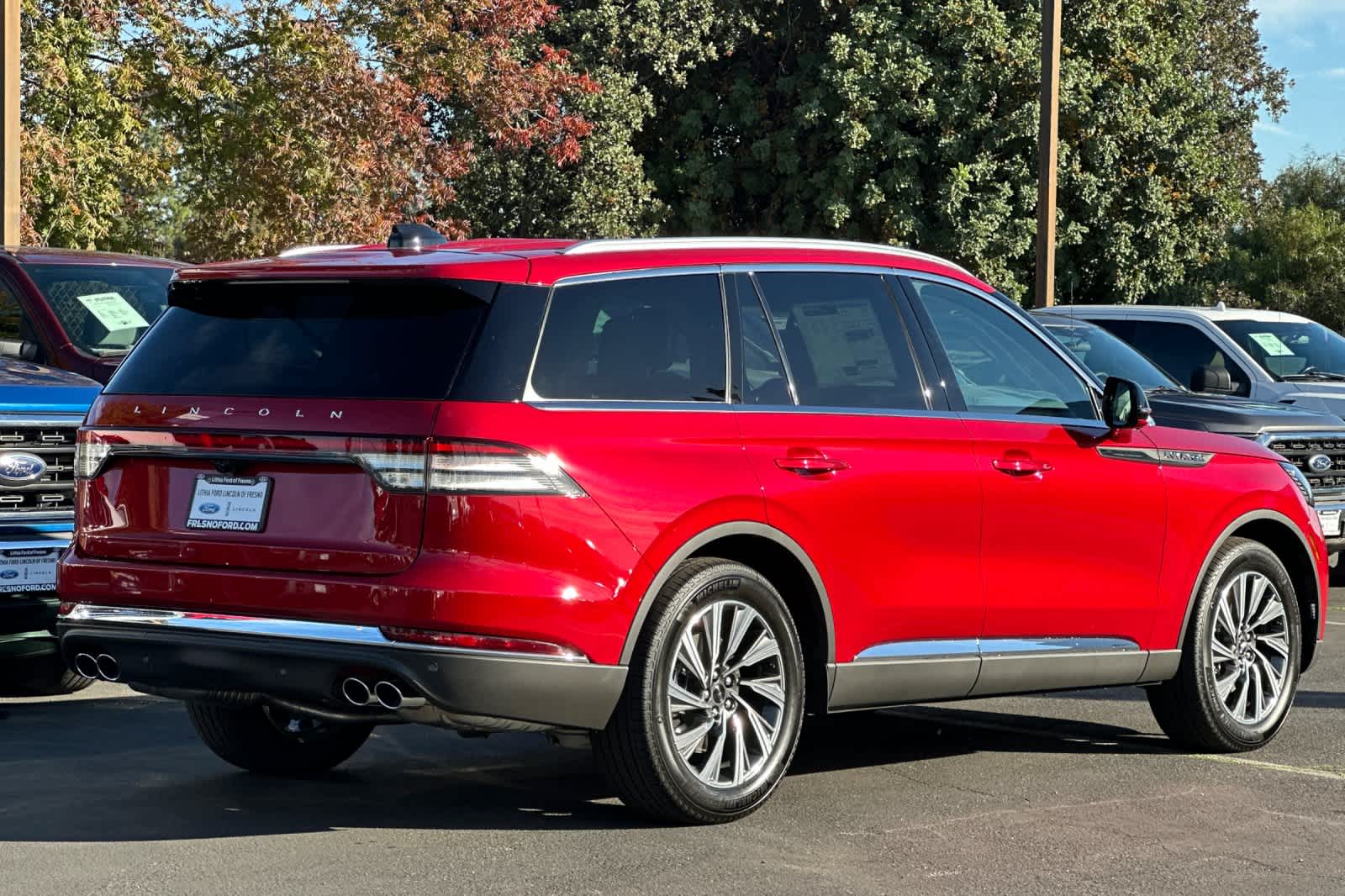 Thumbnail: 2026 Lincoln Aviator - 2