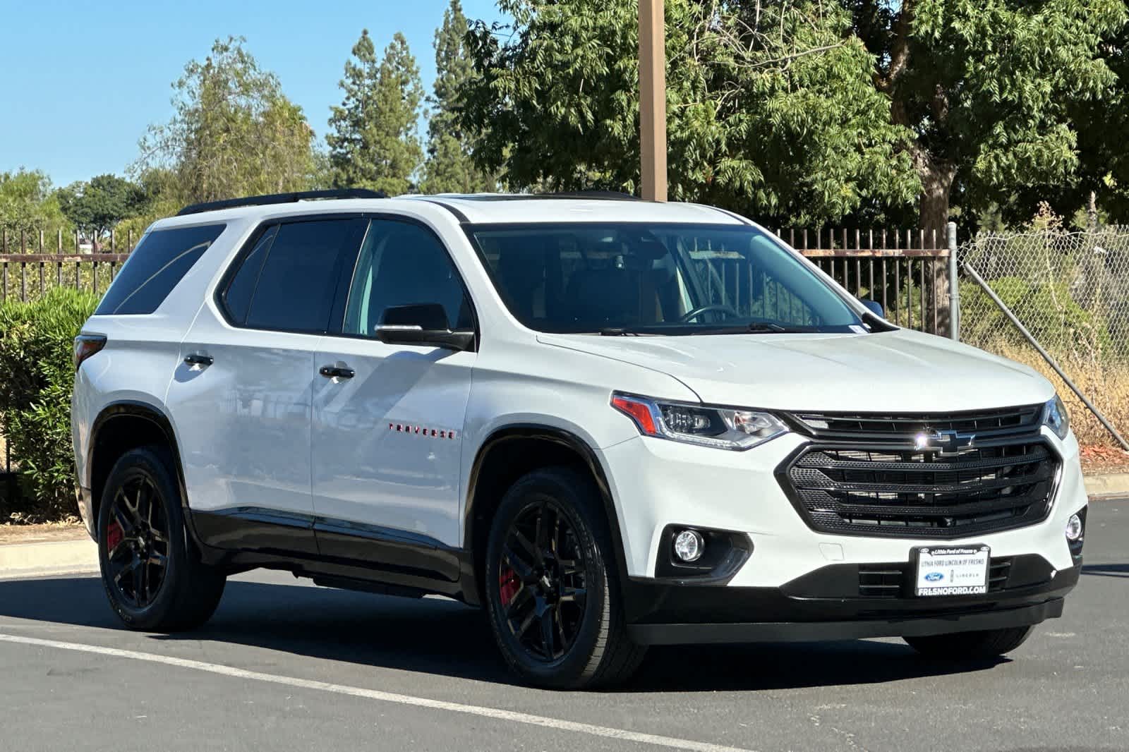 Thumbnail: 2021 Chevrolet Traverse - 9