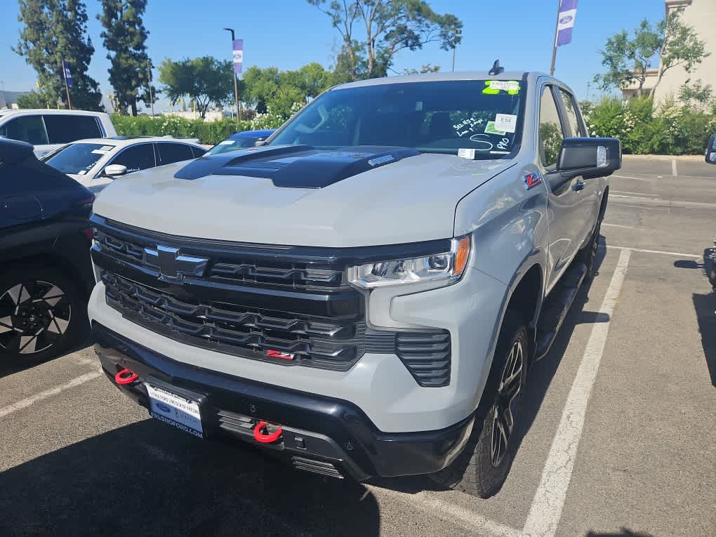 2024 Chevrolet Silverado 1500's photo