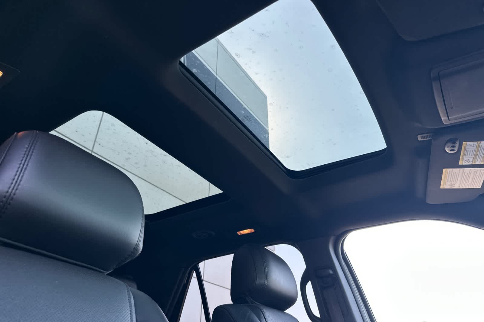 Thumbnail: 2014 Ford Explorer - 18