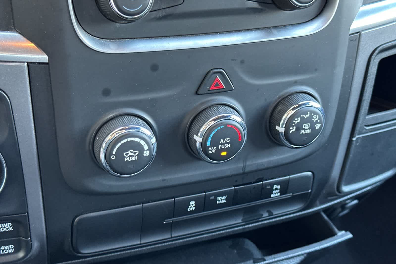 Thumbnail: 2024 RAM 1500 Classic - 19