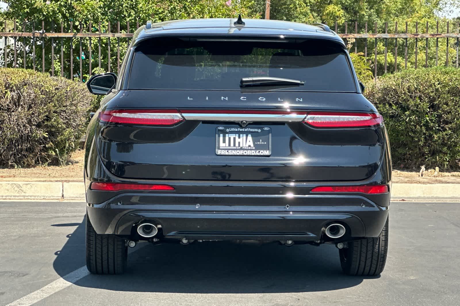 Thumbnail: 2025 Lincoln Corsair - 7