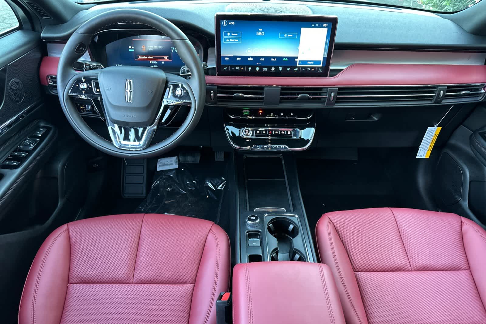 Thumbnail: 2025 Lincoln Corsair - 3