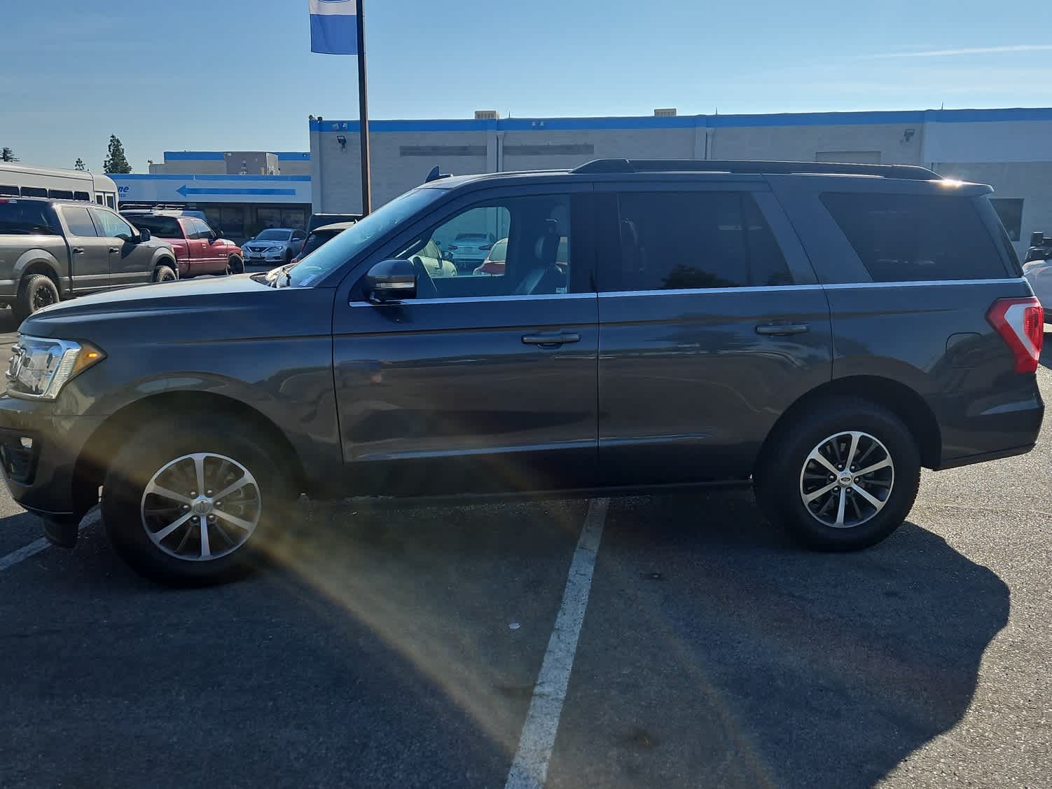 Thumbnail: 2019 Ford Expedition - 5